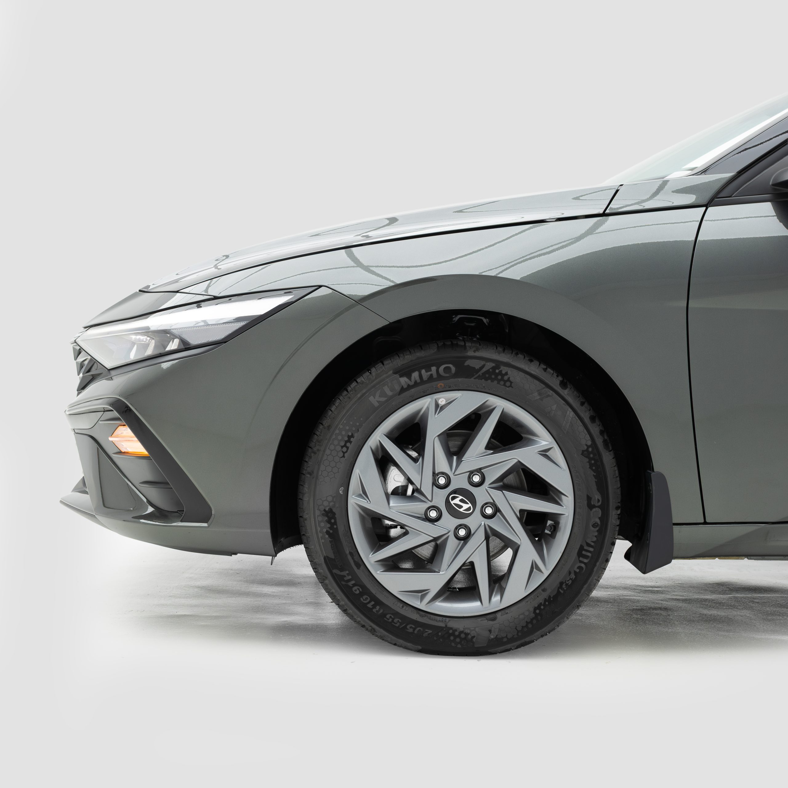 هيونداي النترا سمارت بلس – 2000 سي سي