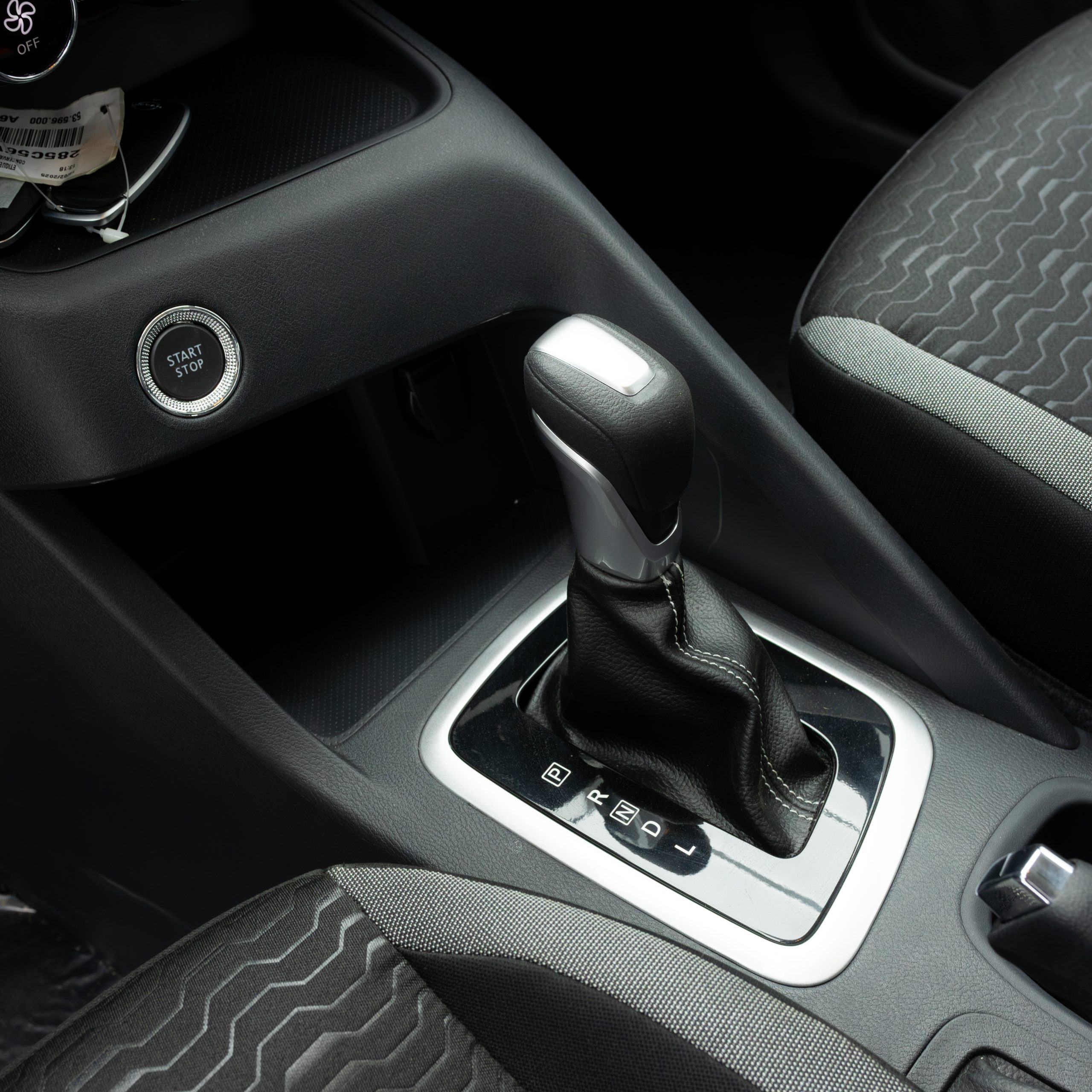 نيسان ماجنايت ستاندر 1000 سي سي