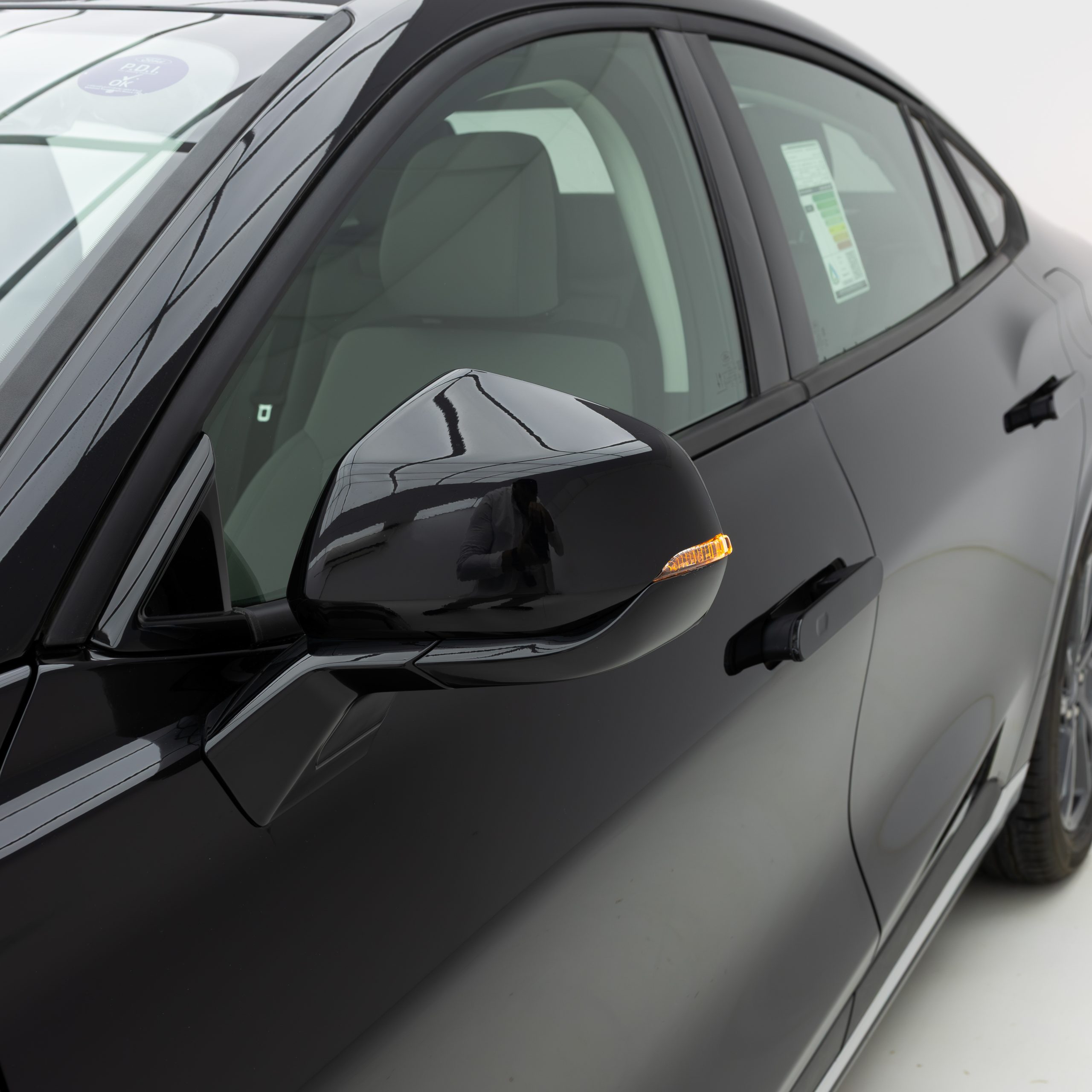 فورد – تورس امبيانتي – 2000 سي سي