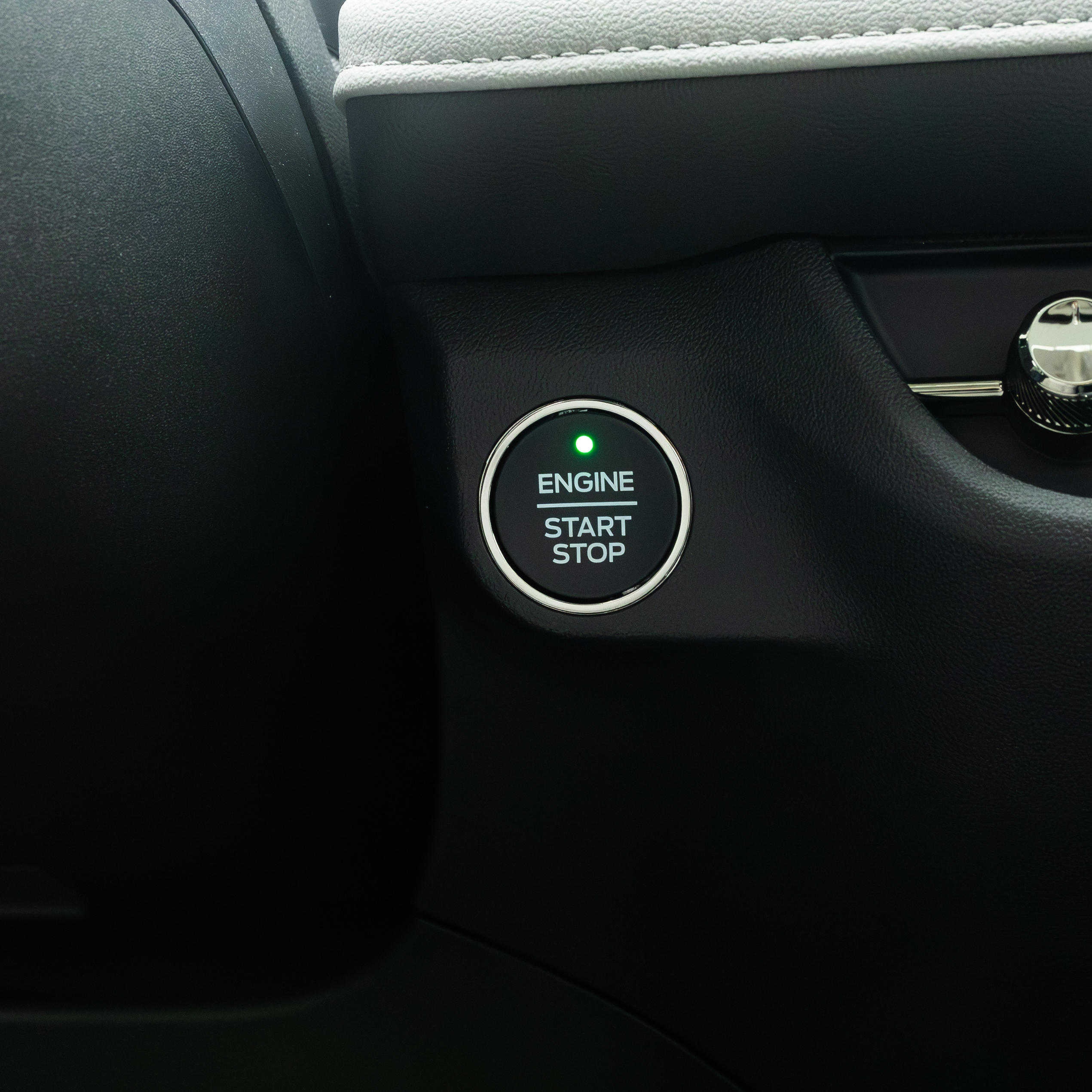 فورد – تورس امبيانتي – 2000 سي سي