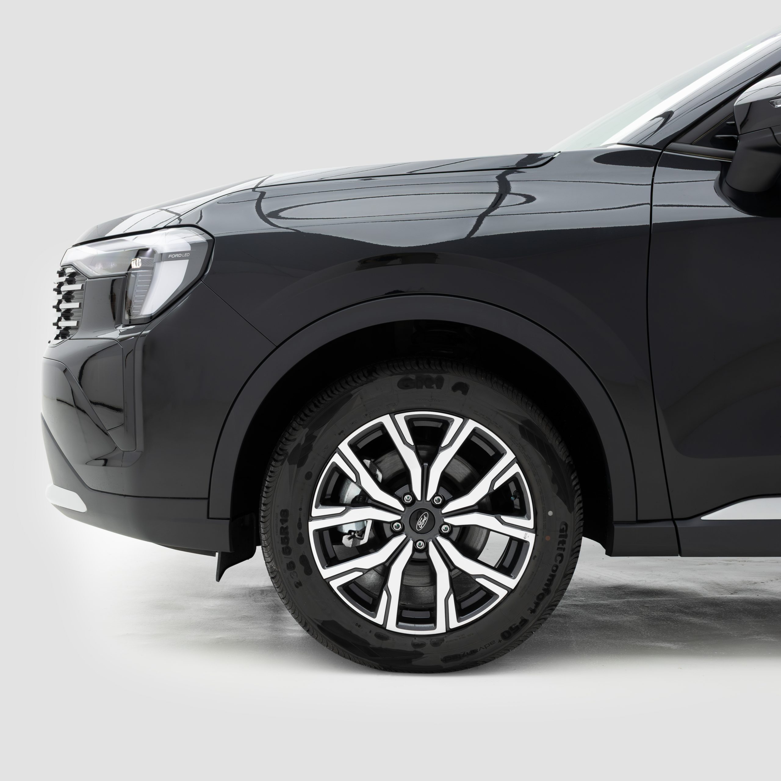 فورد – تريتوري امبيانتي – 1800 سي سي