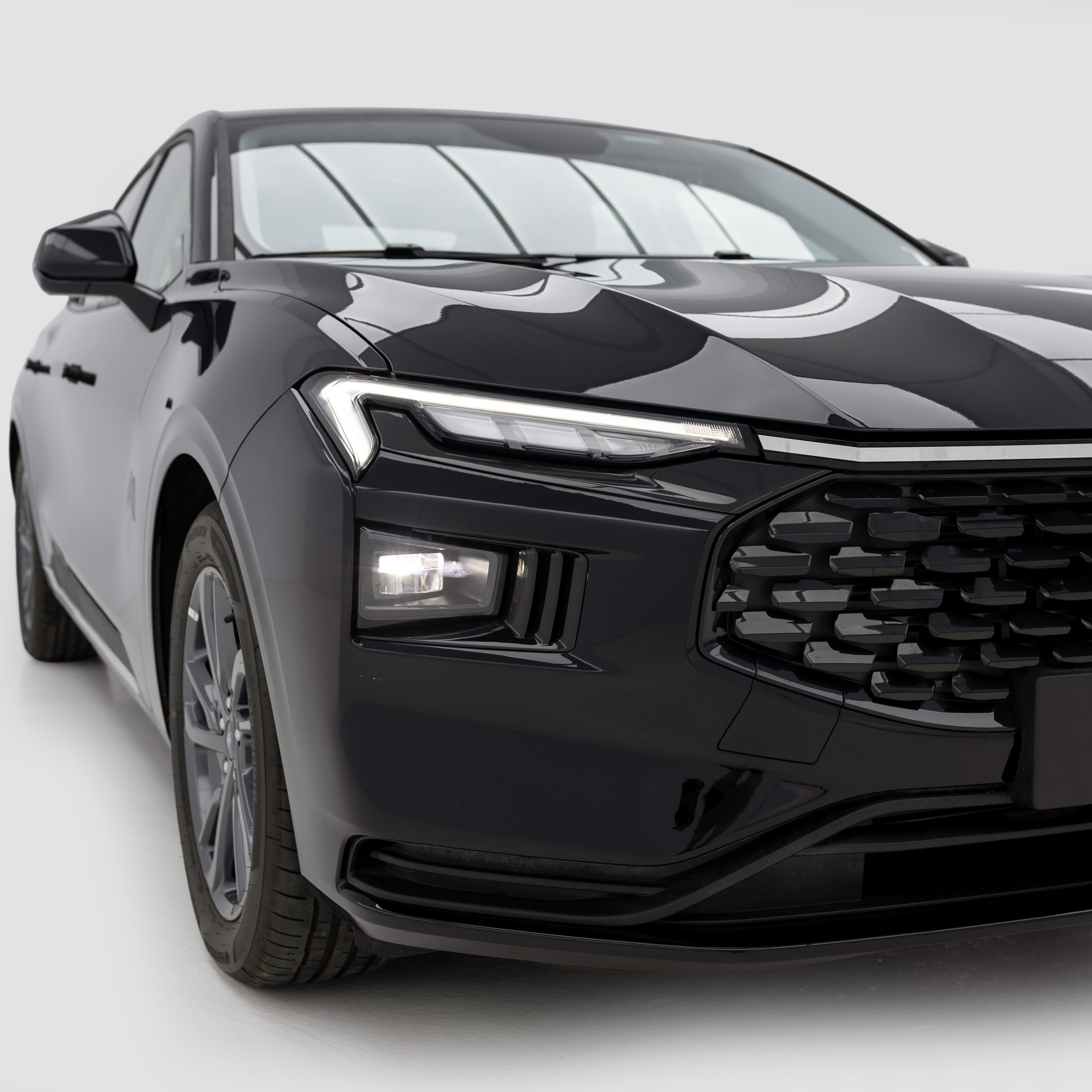 فورد – تورس امبيانتي – 2000 سي سي-2025