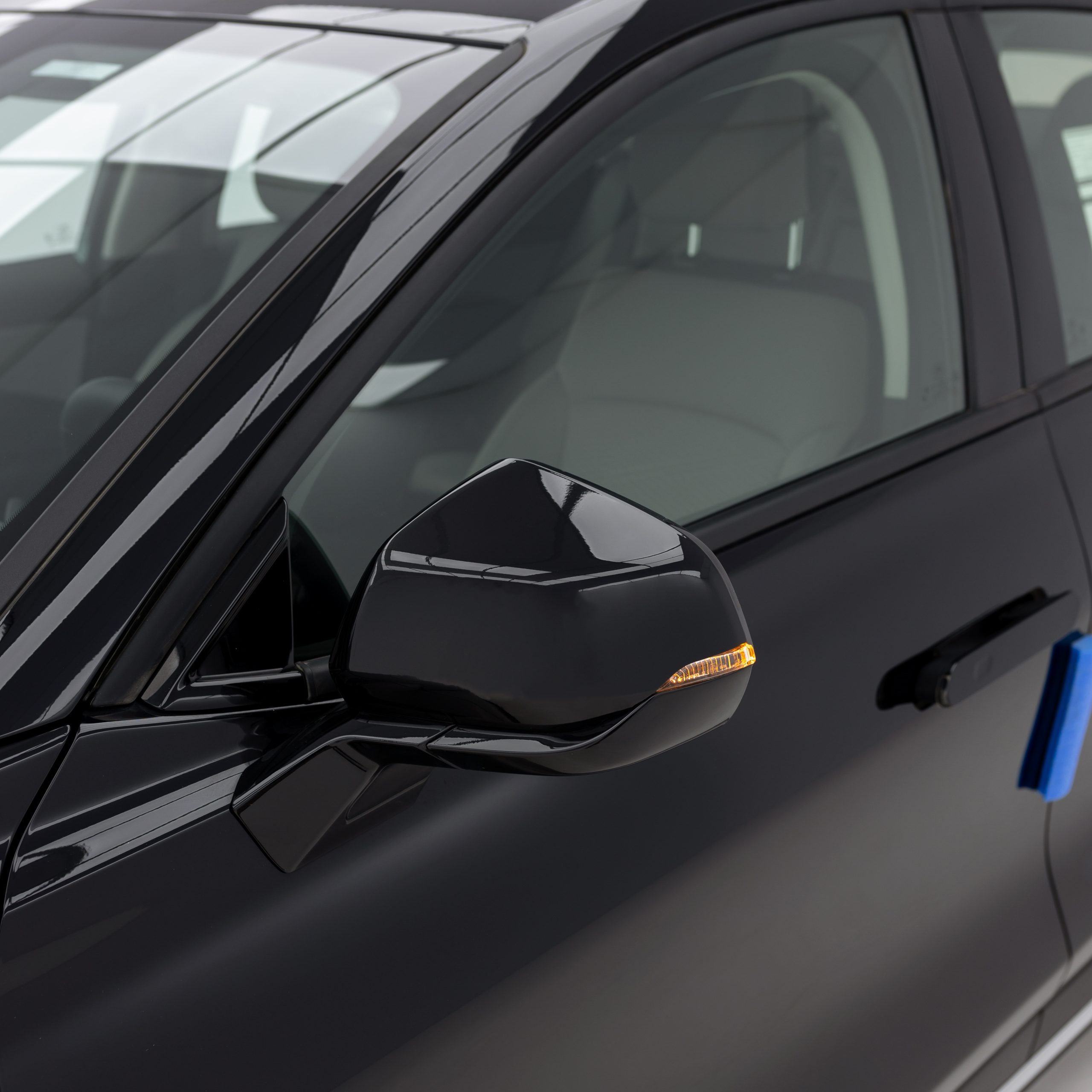 فورد – تورس امبيانتي – 2000 سي سي-2025