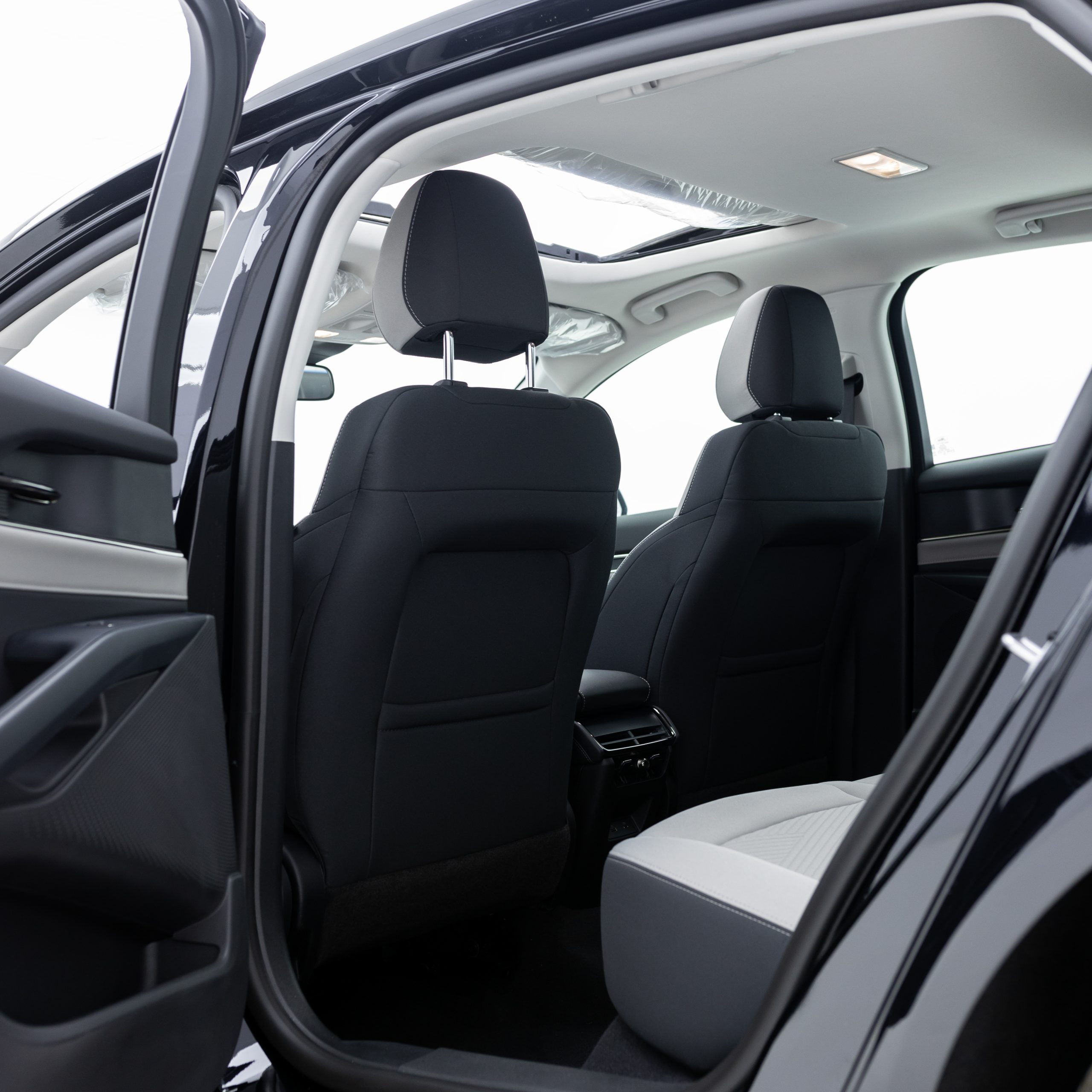 فورد – تورس امبيانتي – 2000 سي سي-2025