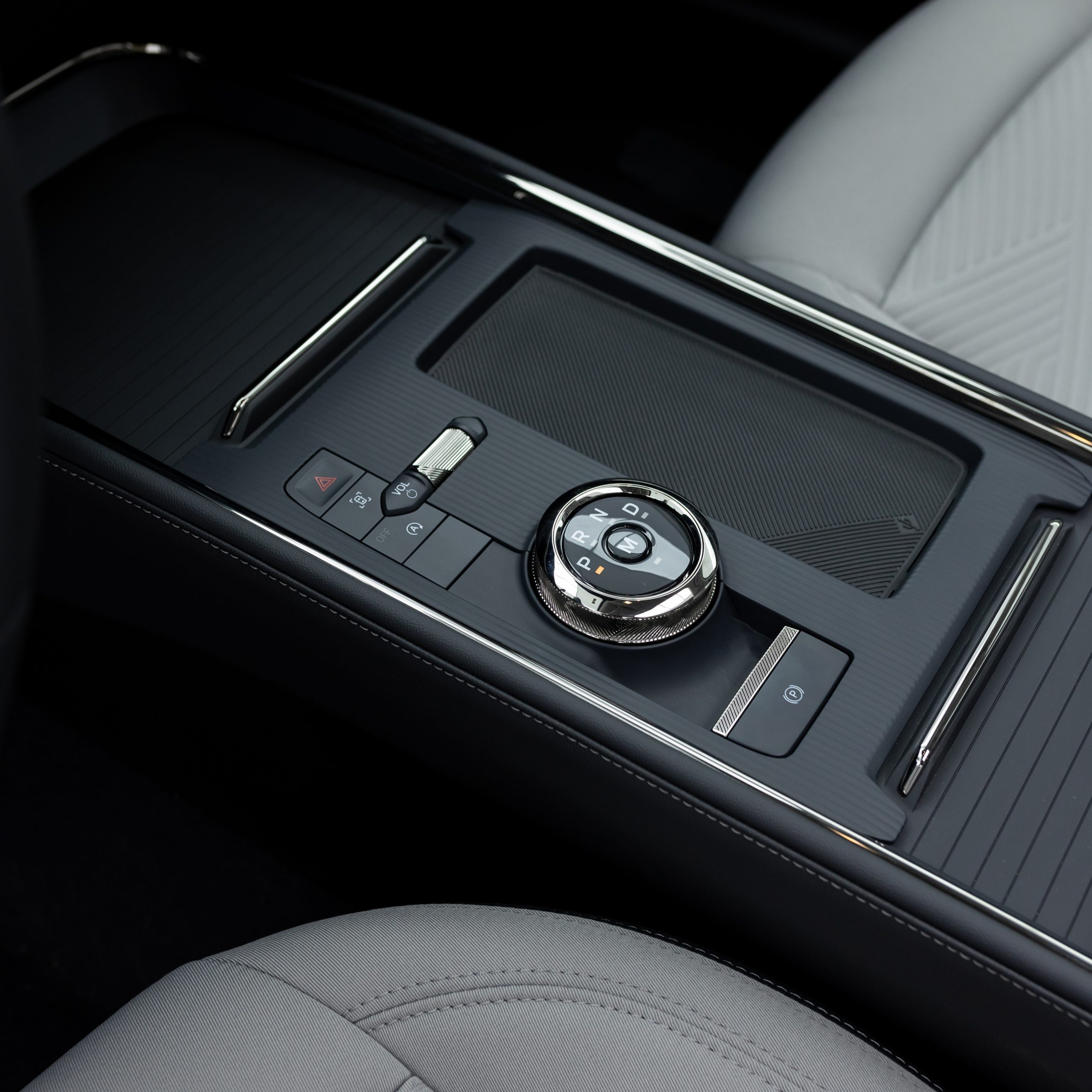 فورد – تورس امبيانتي – 2000 سي سي-2025