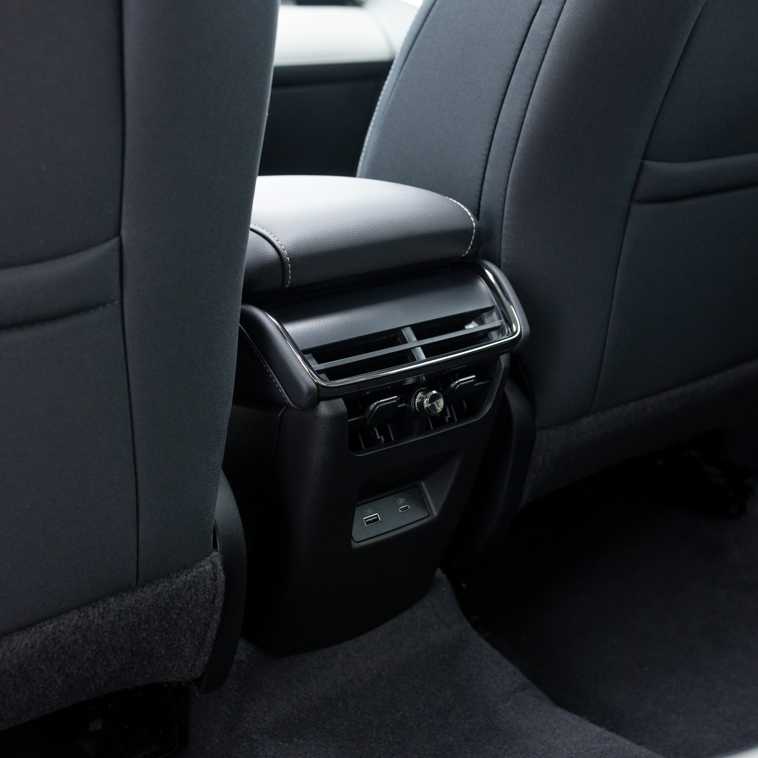 فورد – تورس امبيانتي – 2000 سي سي-2025