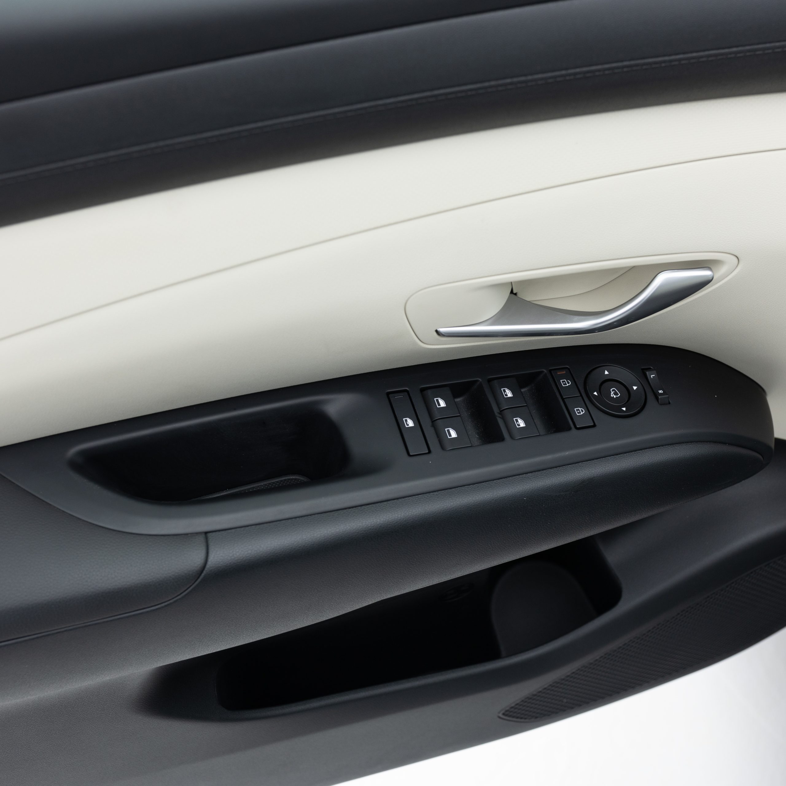 هيونداي – توسان سمارت * سقف اسود – بدون دبل , 2000 سي سي