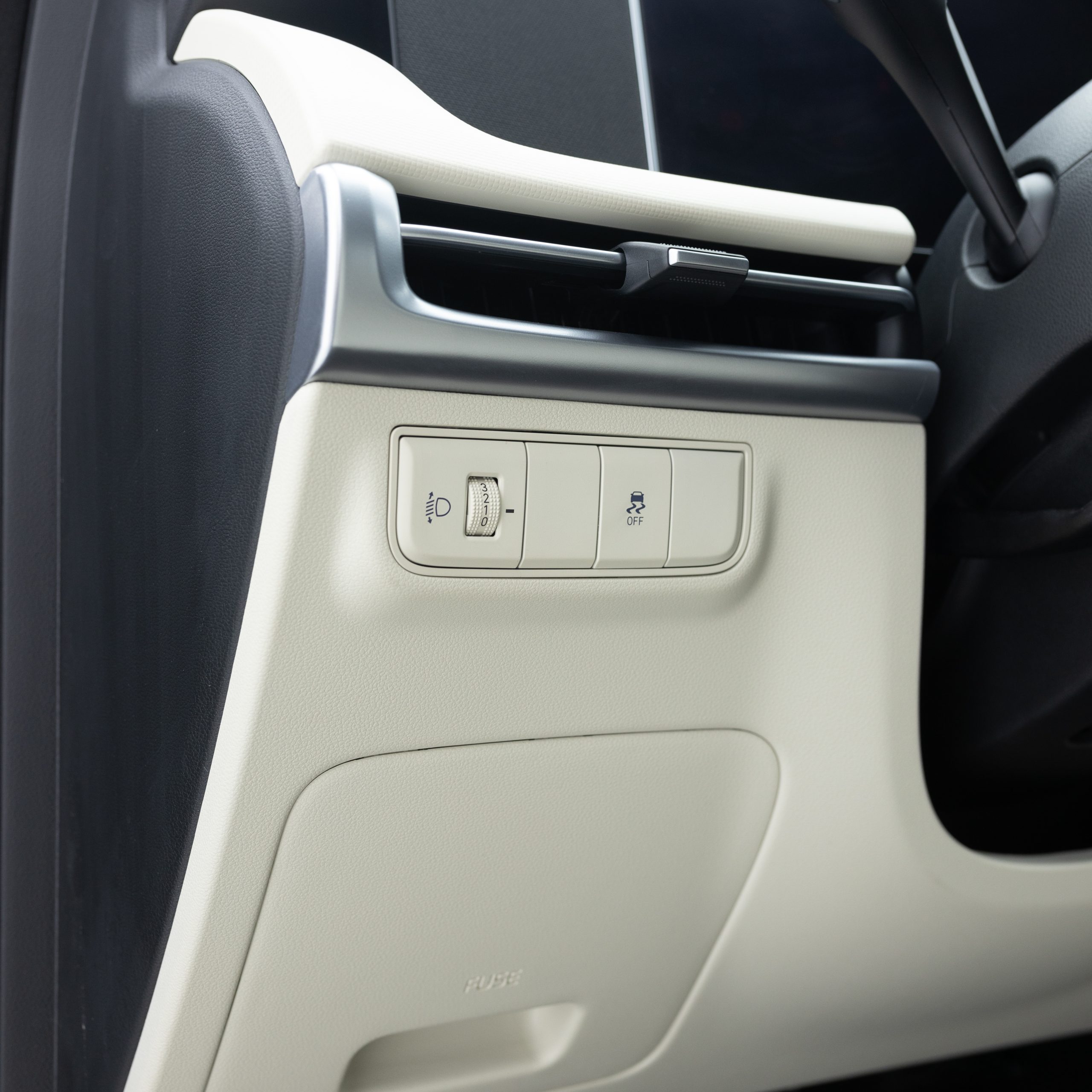 هيونداي – توسان سمارت * سقف اسود – بدون دبل , 2000 سي سي