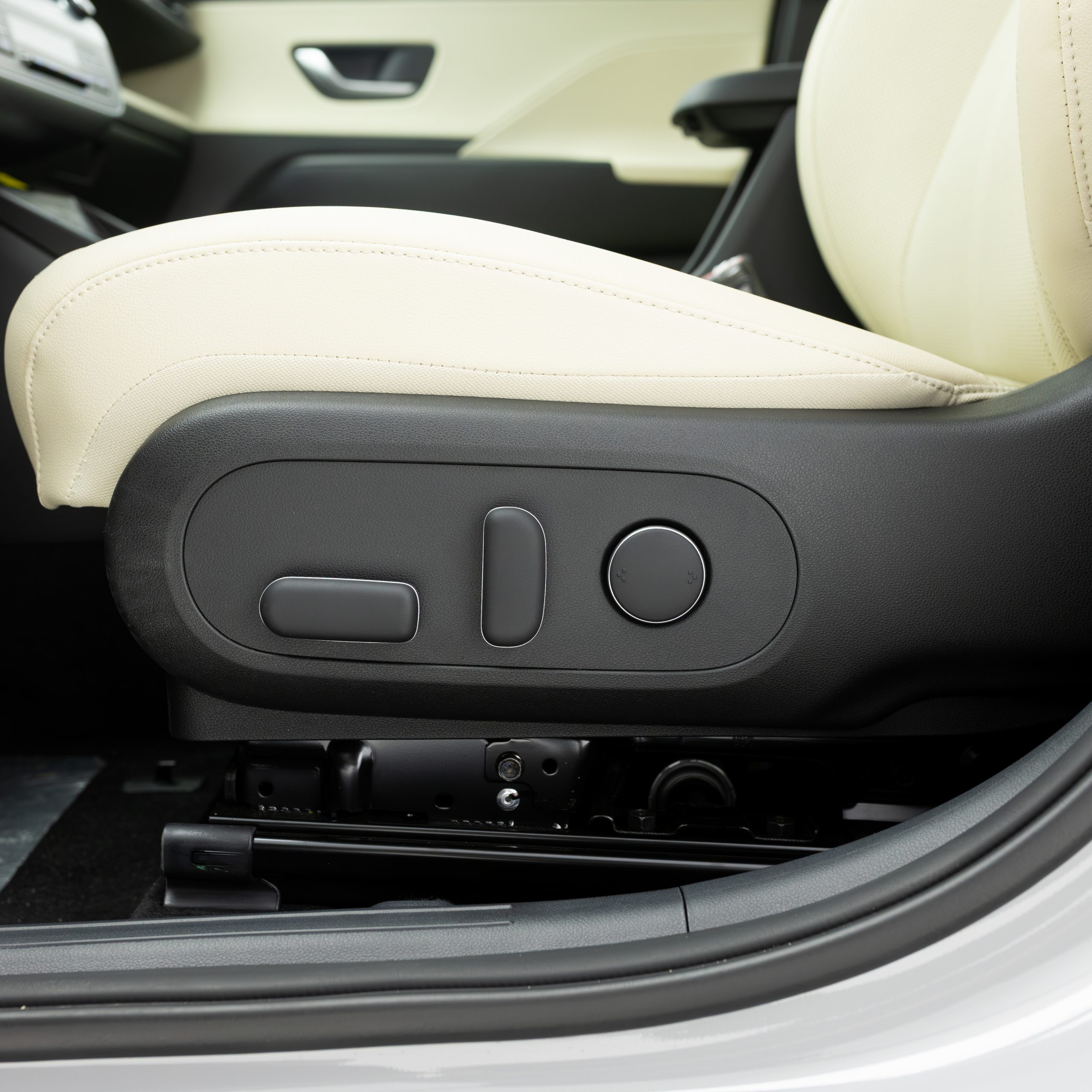 هيونداي – كونا ليمتد – 2000 سي سي – LTD