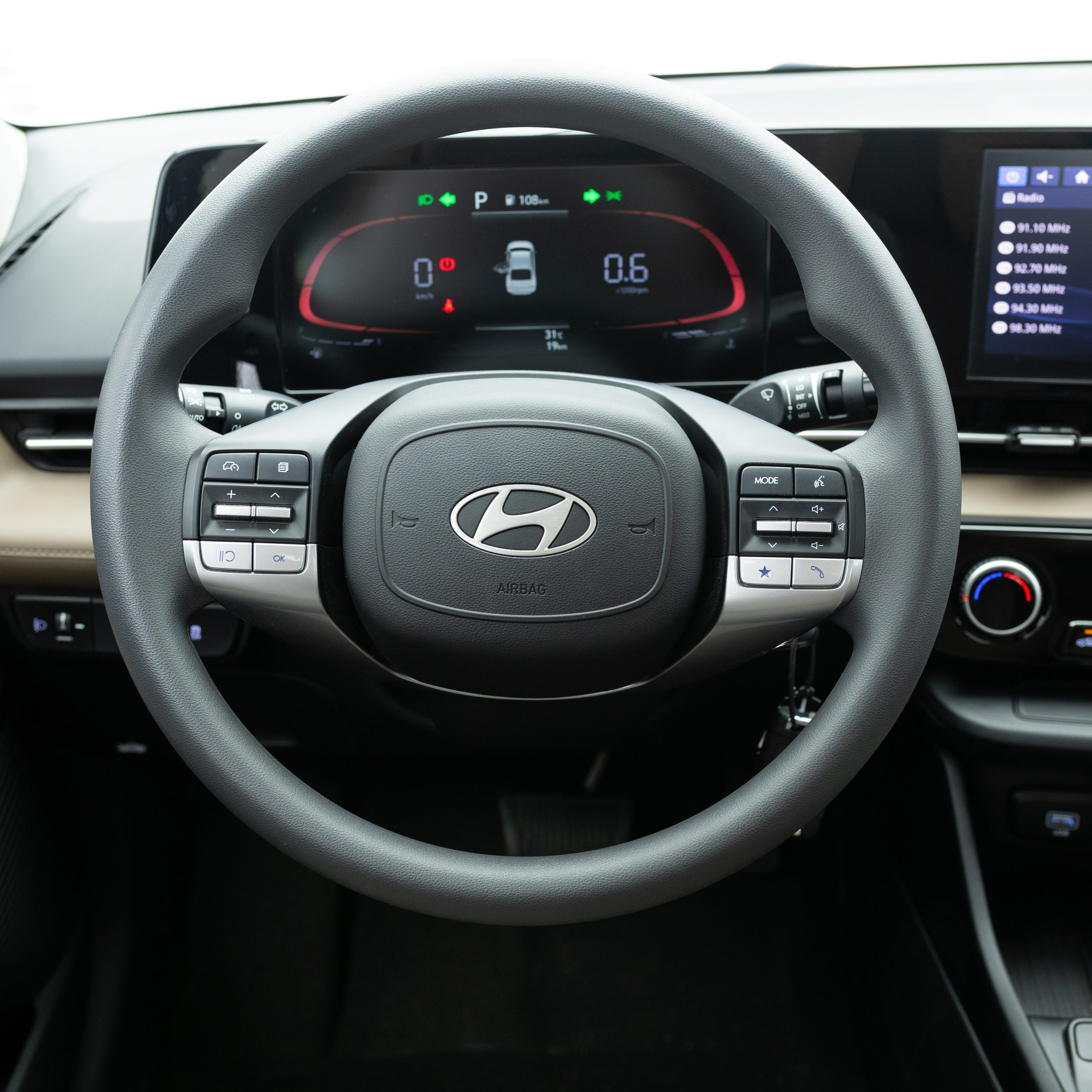 هيونداي – اكسنت سمارت – 1500 سي سي – GL