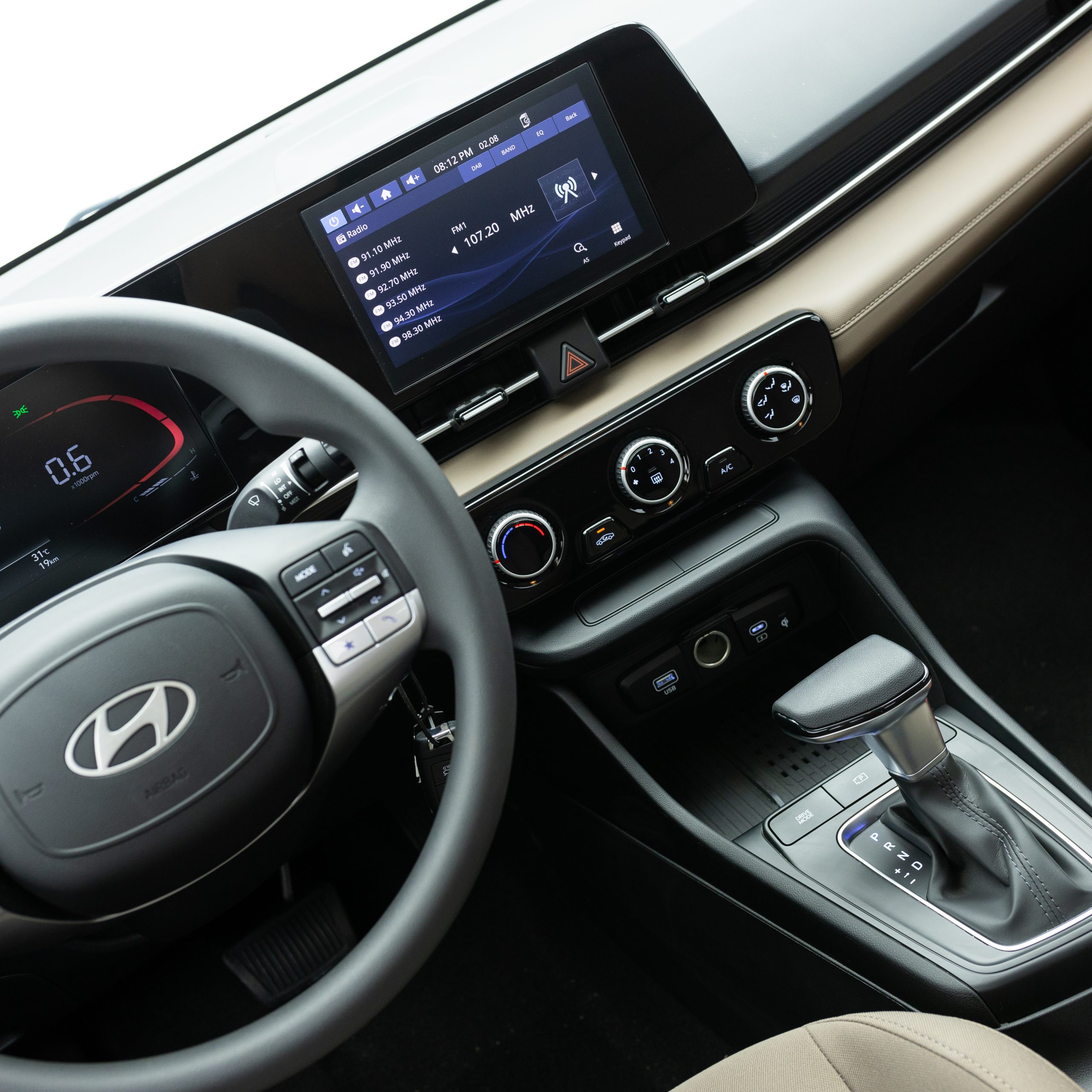 هيونداي – اكسنت سمارت – 1500 سي سي – GL