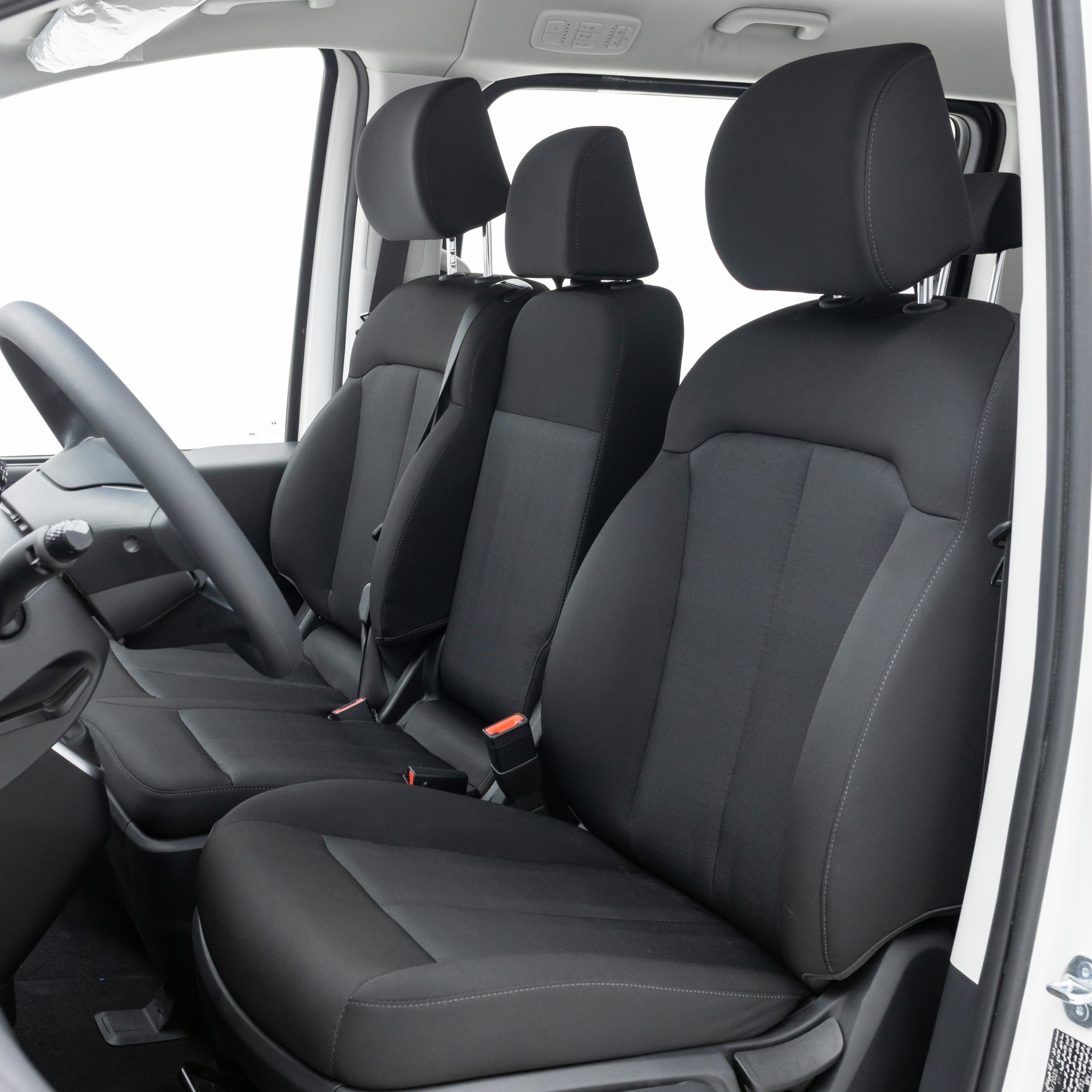 هيونداي – ستاريا ديزل , 11 راكب – 2200 سي سي