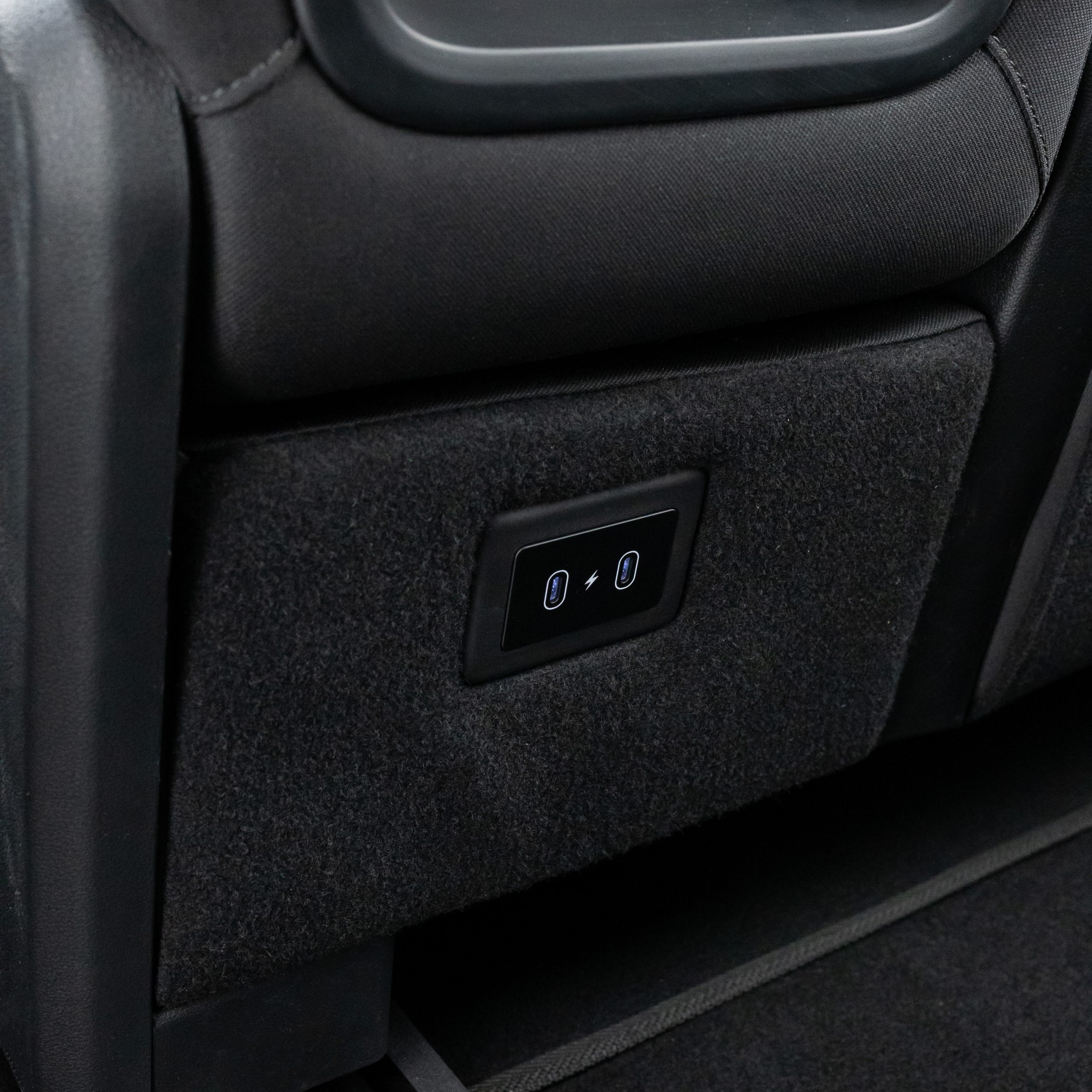 هيونداي – ستاريا ديزل , 11 راكب – 2200 سي سي