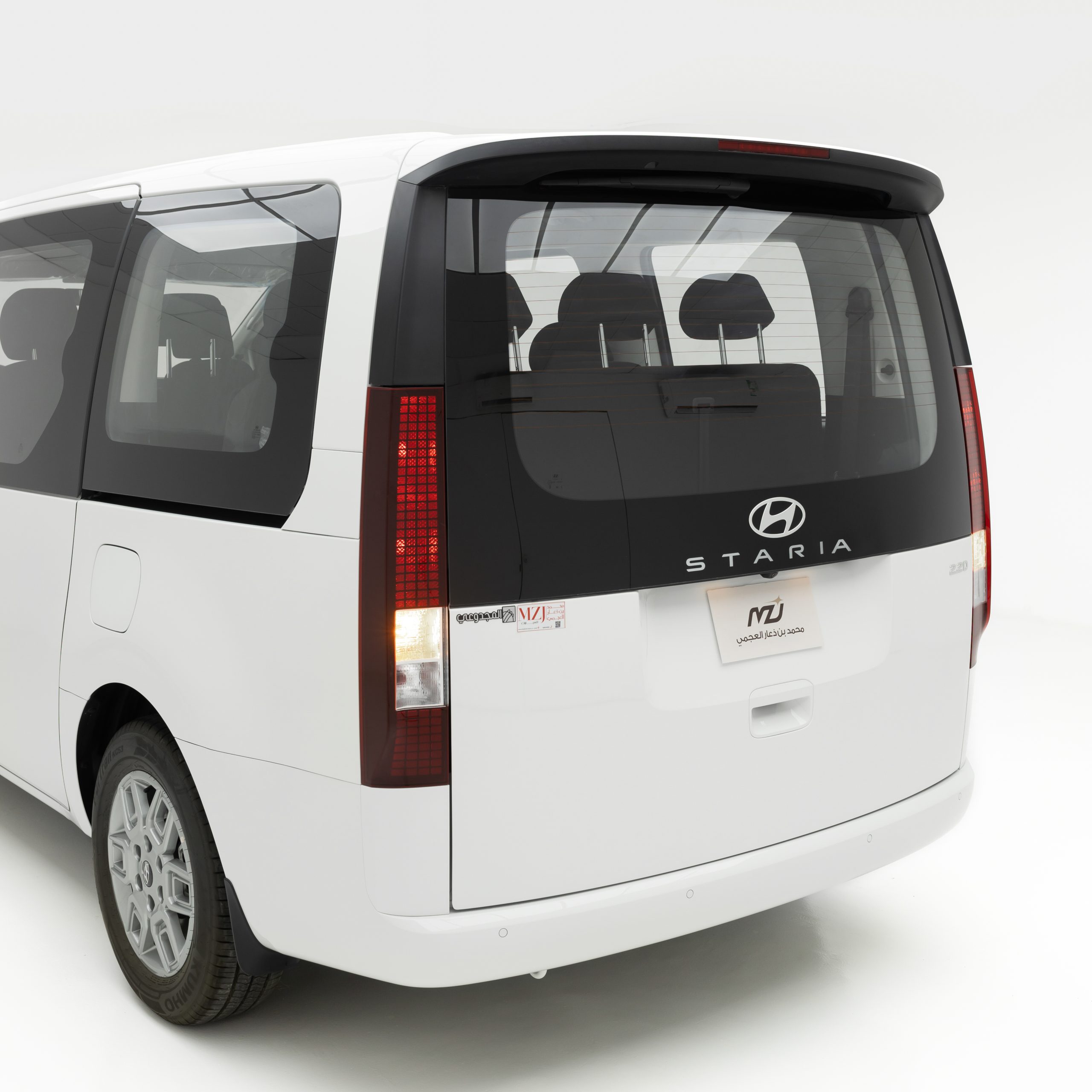 هيونداي – ستاريا ديزل , 11 راكب – 2200 سي سي