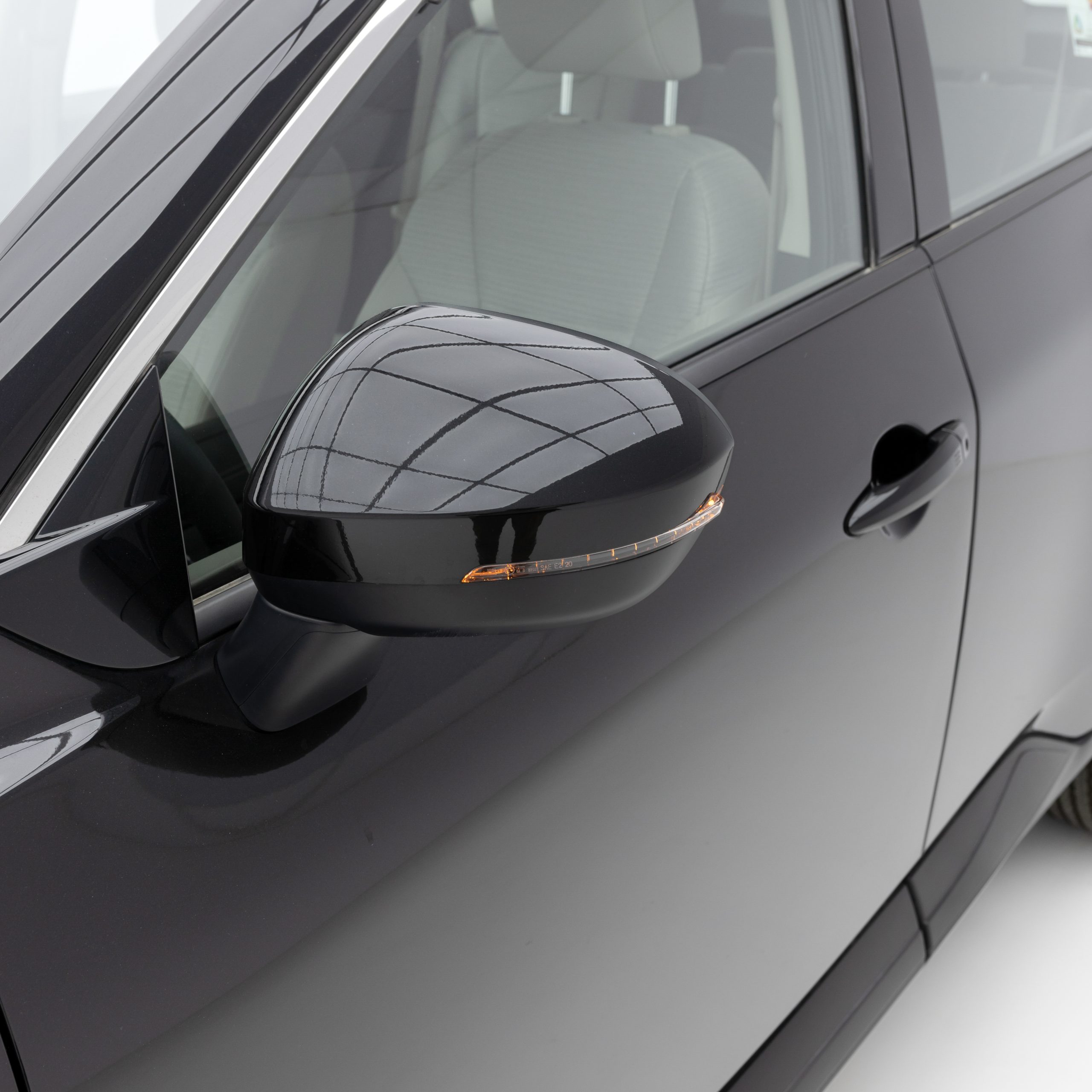 نيسان – اكس تريل دبل , 7 راكب – 2500 سي سي