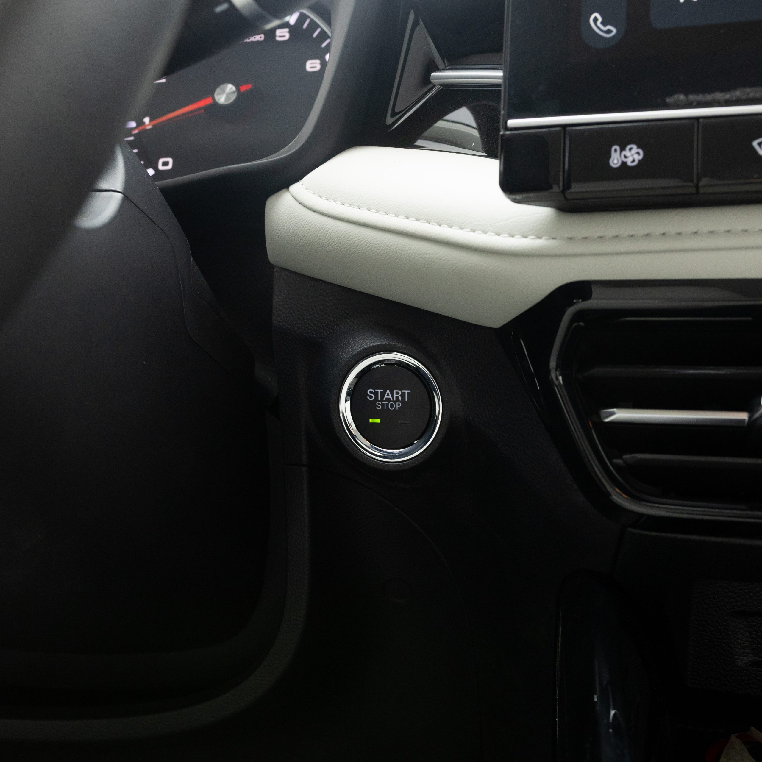 ام جي – 5 – NEW ام جي 5 – استاندر MG 5