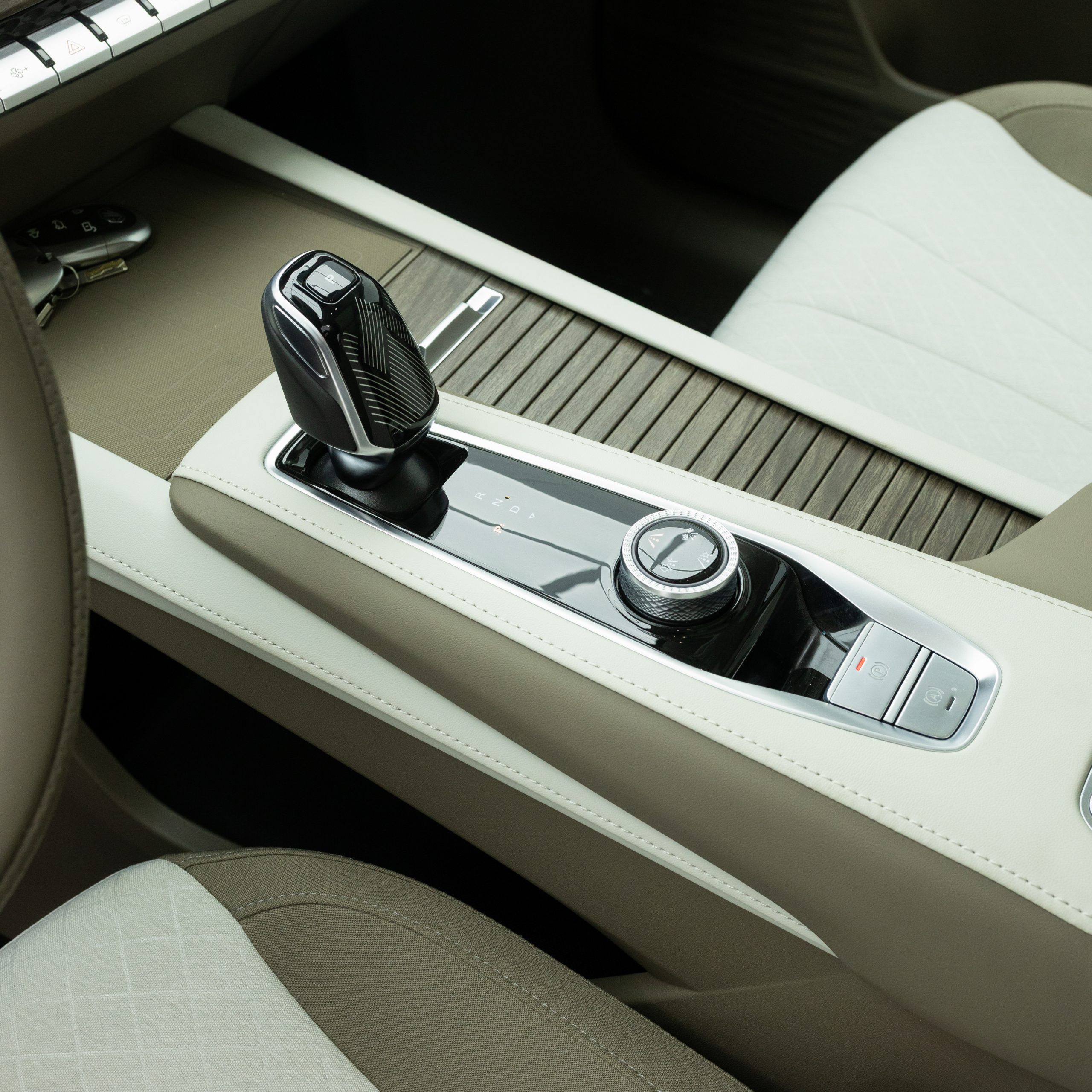 ام جي – ار اكس 9 MG RX9 2.0T AT COM 2WD