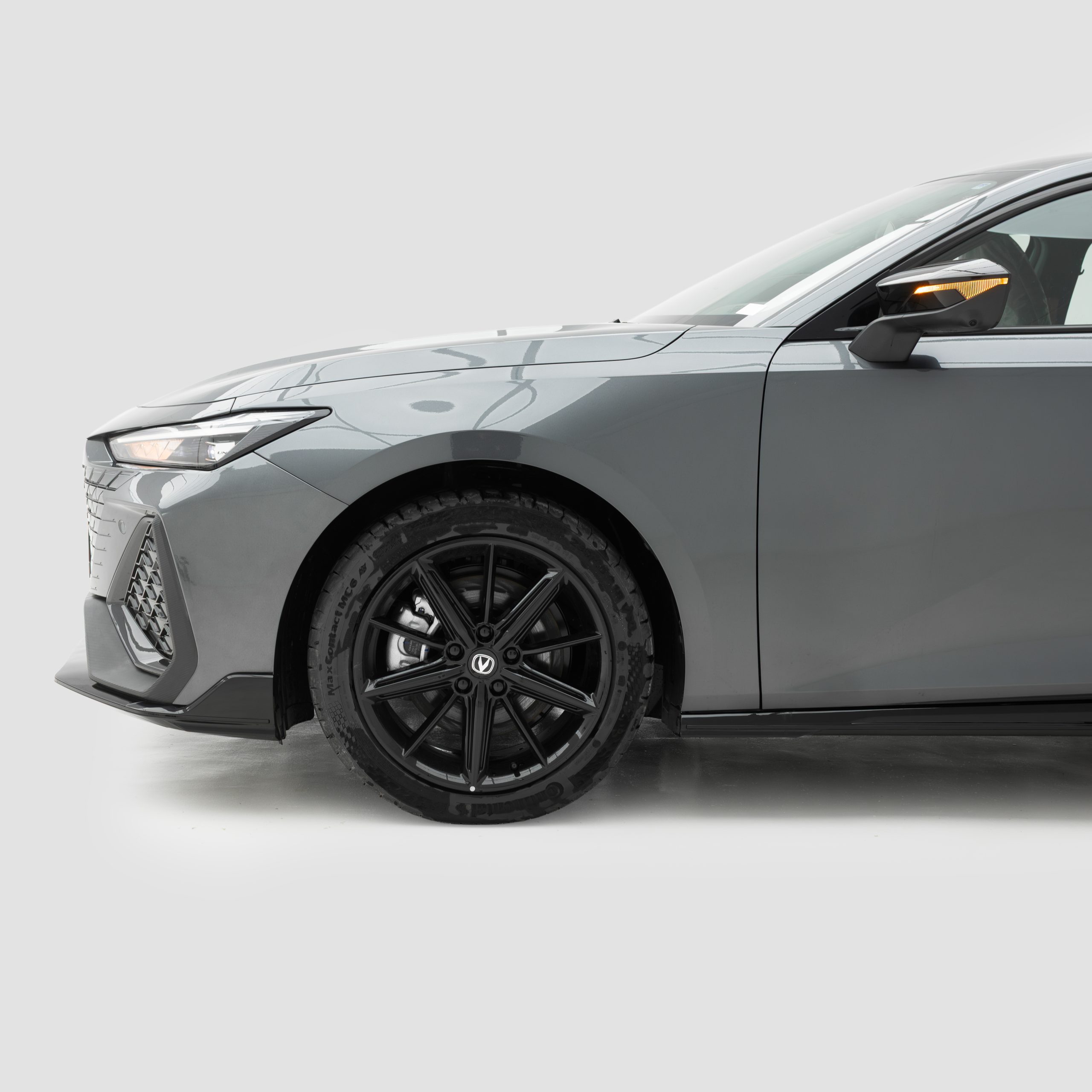 شانجان – يوني في UNI-V – sport –  سبورت – ماكينة 2000 سي سي تربو