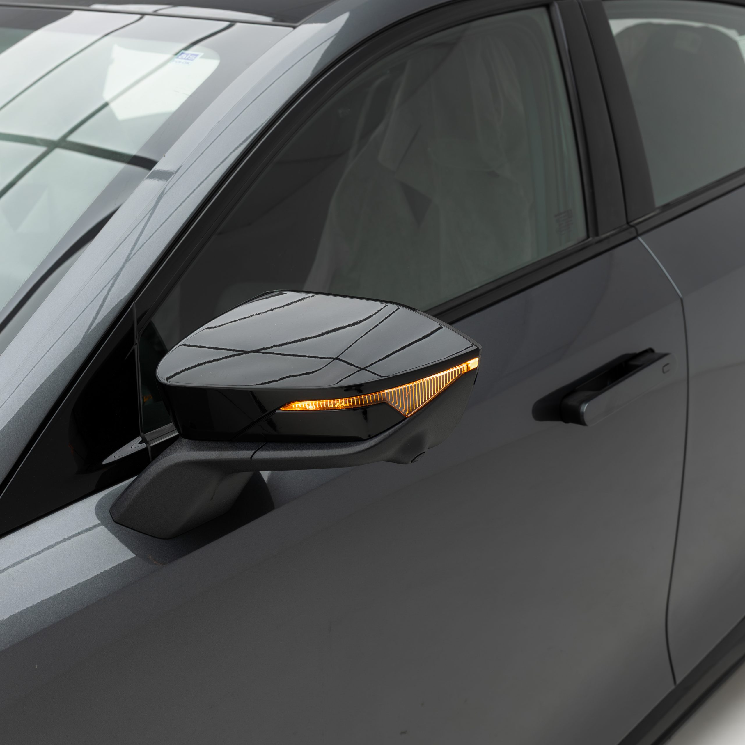 شانجان – يوني في UNI-V – sport –  سبورت – ماكينة 2000 سي سي تربو