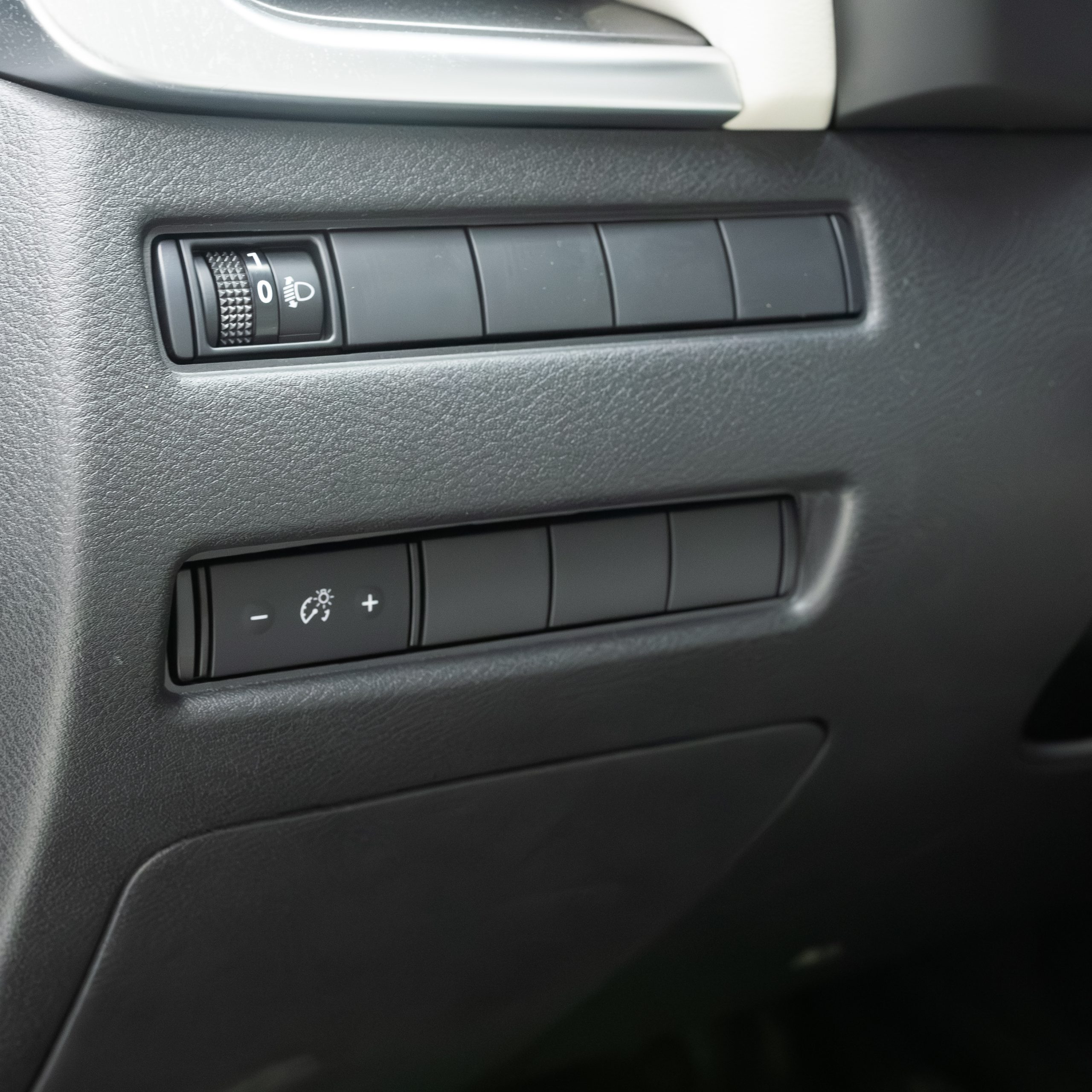 نيسان – اكس تريل دبل , 5 راكب – 2500 سي سي-2026