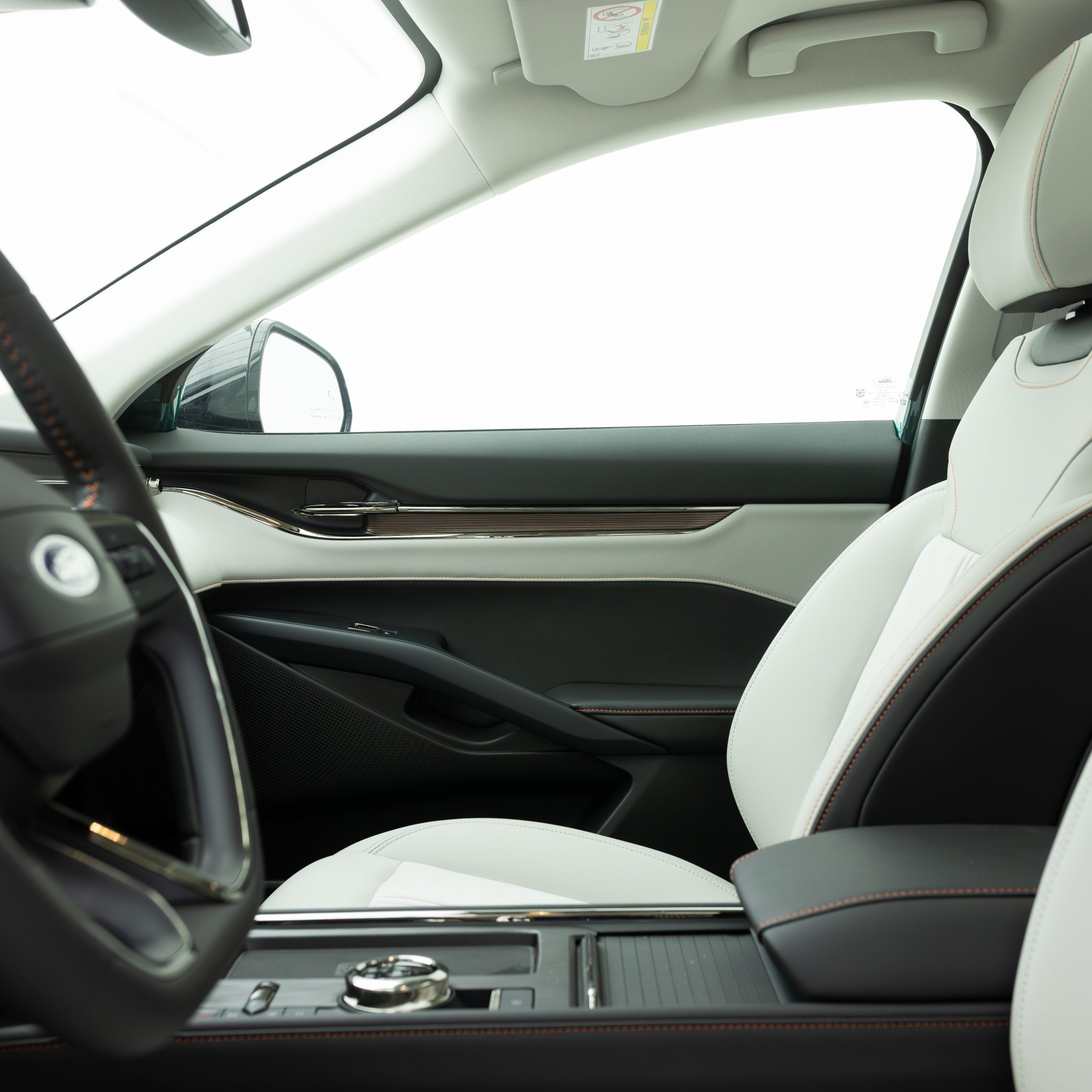 فورد – تورس تيتانيوم – 2000 سي سي 2026