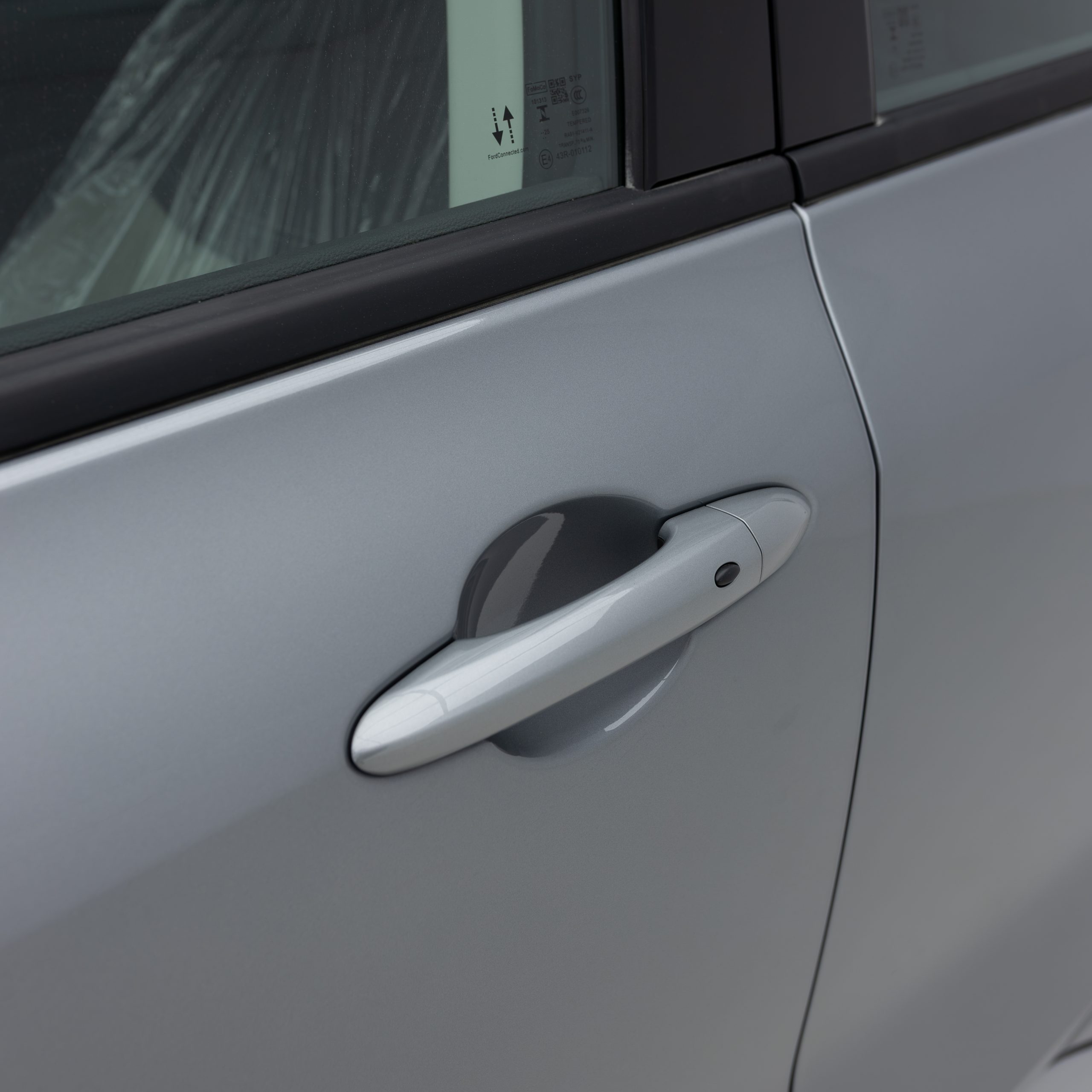 فورد – تريتوري امبيانتي – 1800 سي سي