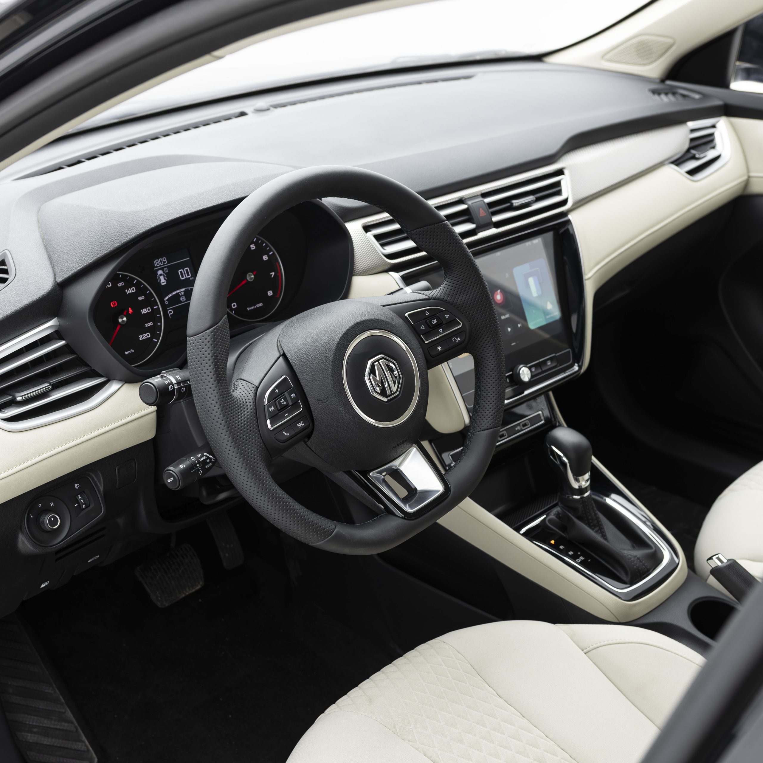 ام جي – 5 – القديم ام جي 5 – استاندر MG 5