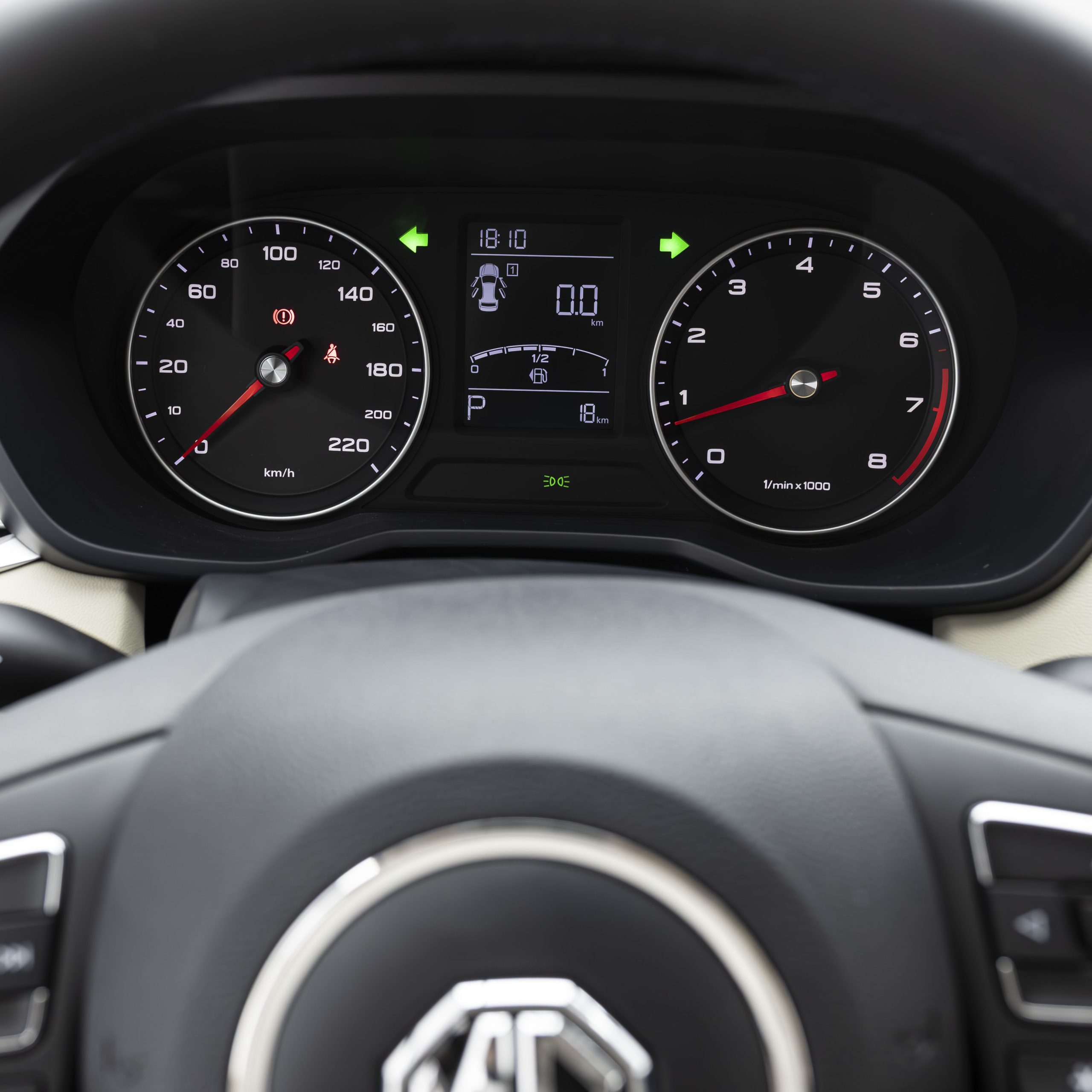 ام جي – 5 – القديم ام جي 5 – استاندر MG 5