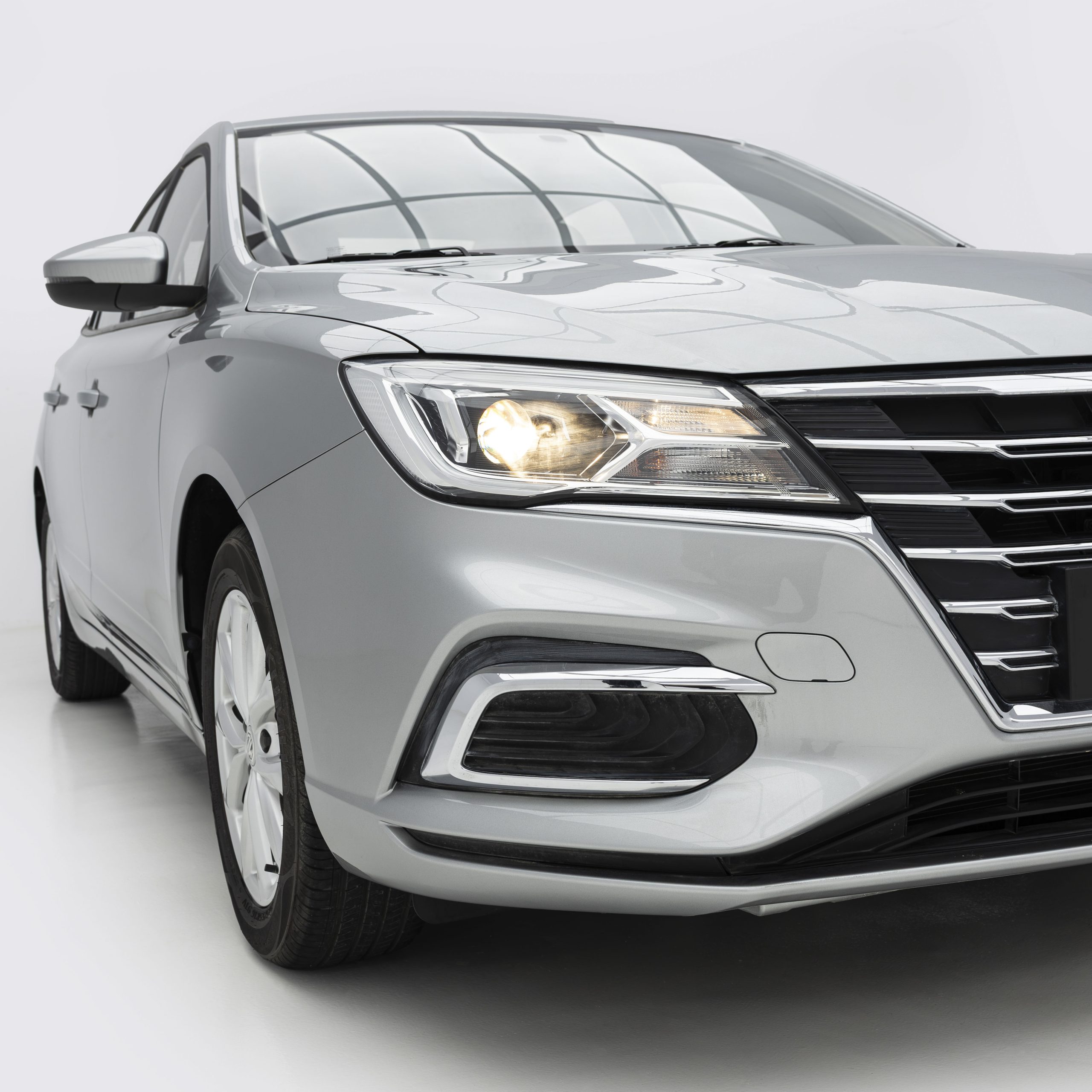 ام جي – 5 – القديم ام جي 5 – استاندر MG 5