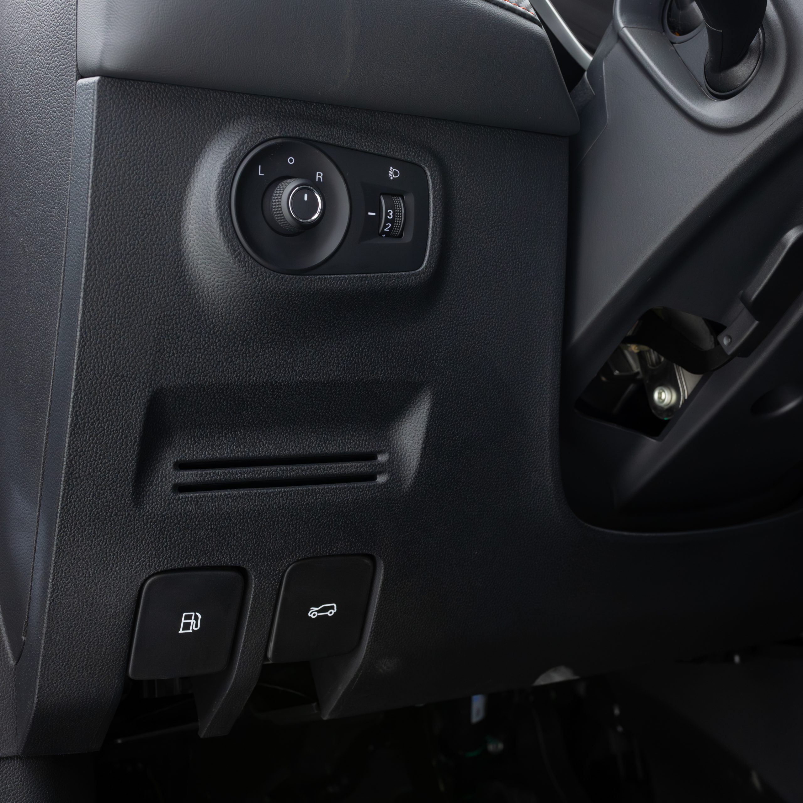 ام جي – زد اس MGZS 1.5L STD