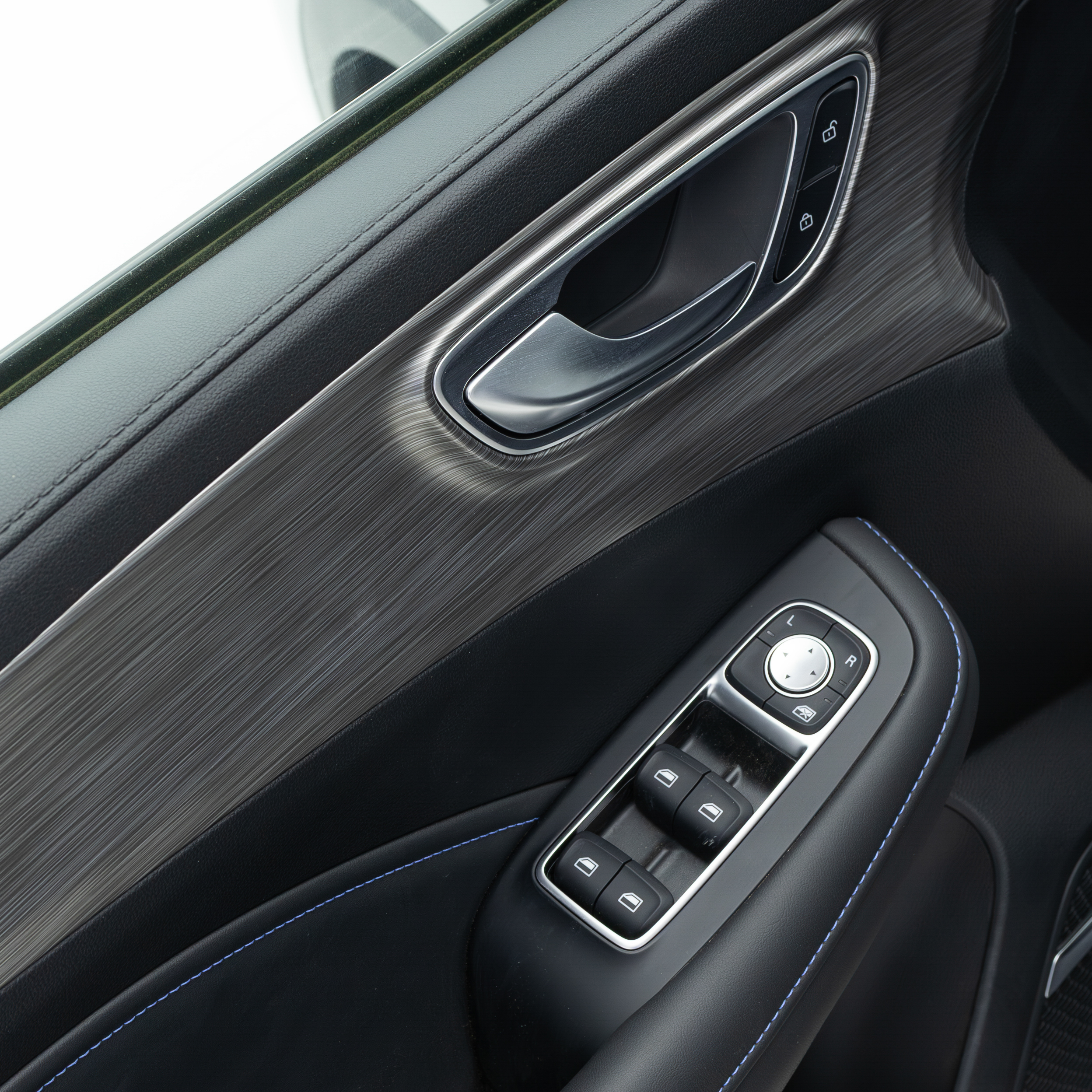 ام جي – ار اكس 5 MG RX5 1.5T DCT STD 2WD