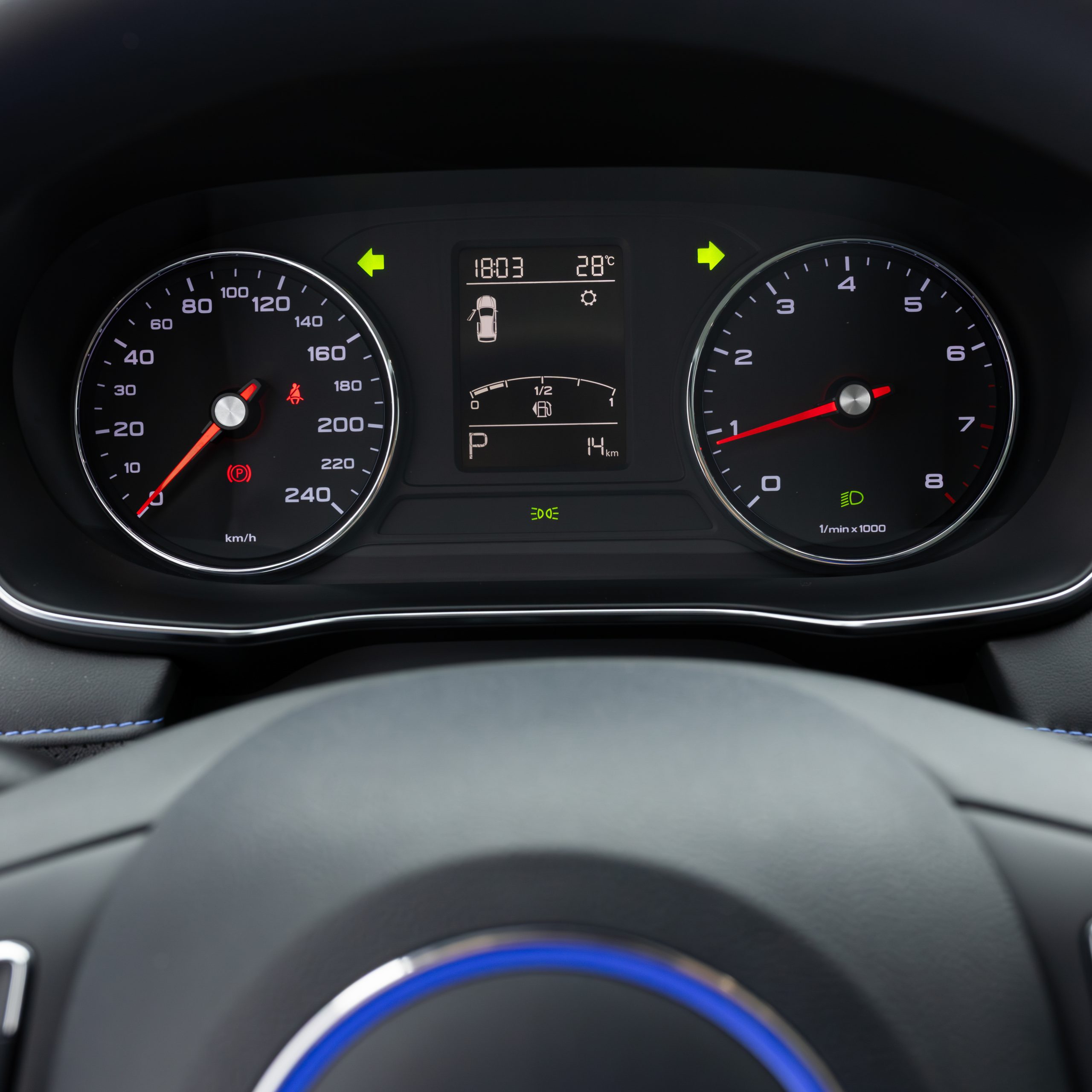 ام جي – ار اكس 5 MG RX5 1.5T DCT STD 2WD