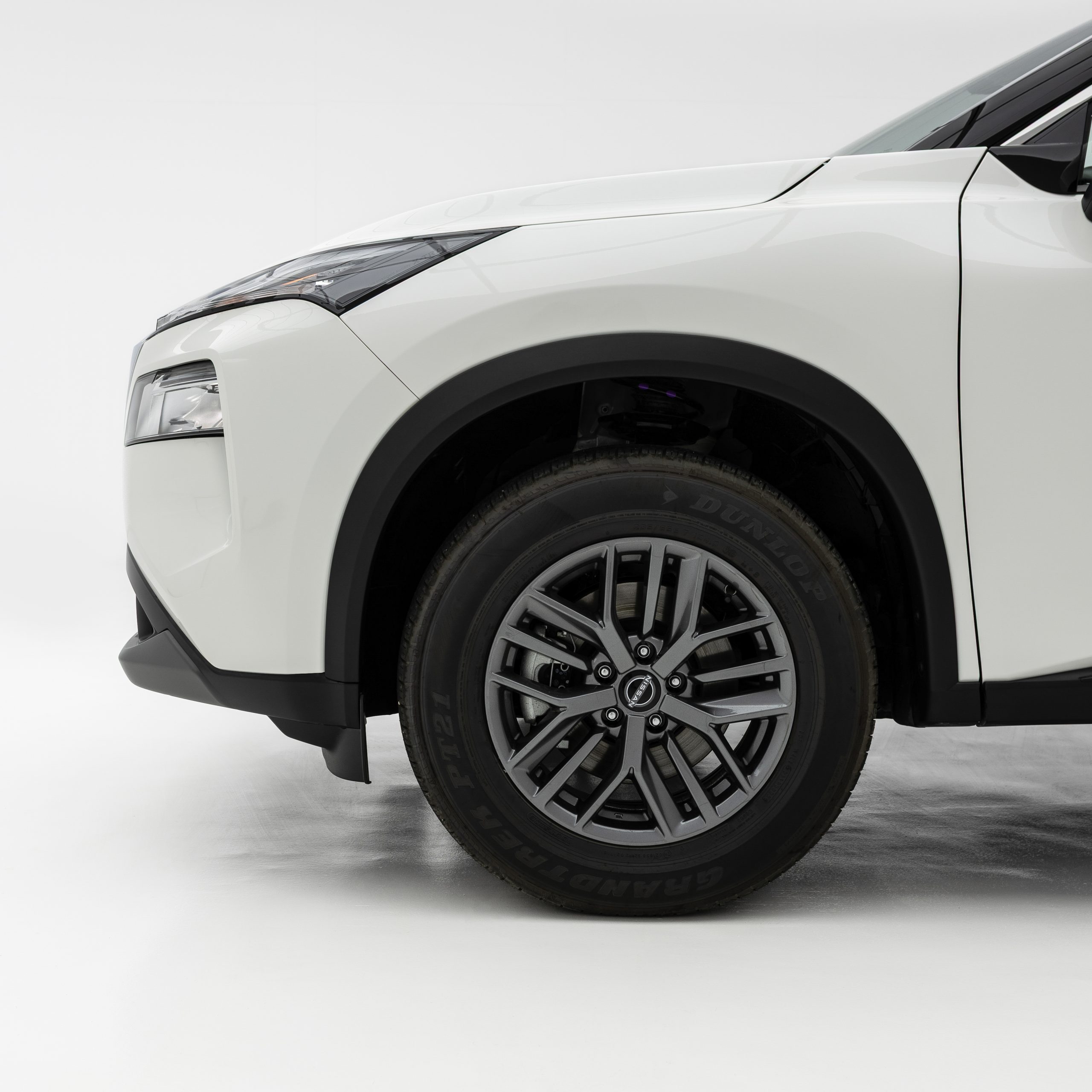 نيسان – اكس تريل بدون دبل , 7 راكب – 2500 سي سي-2025