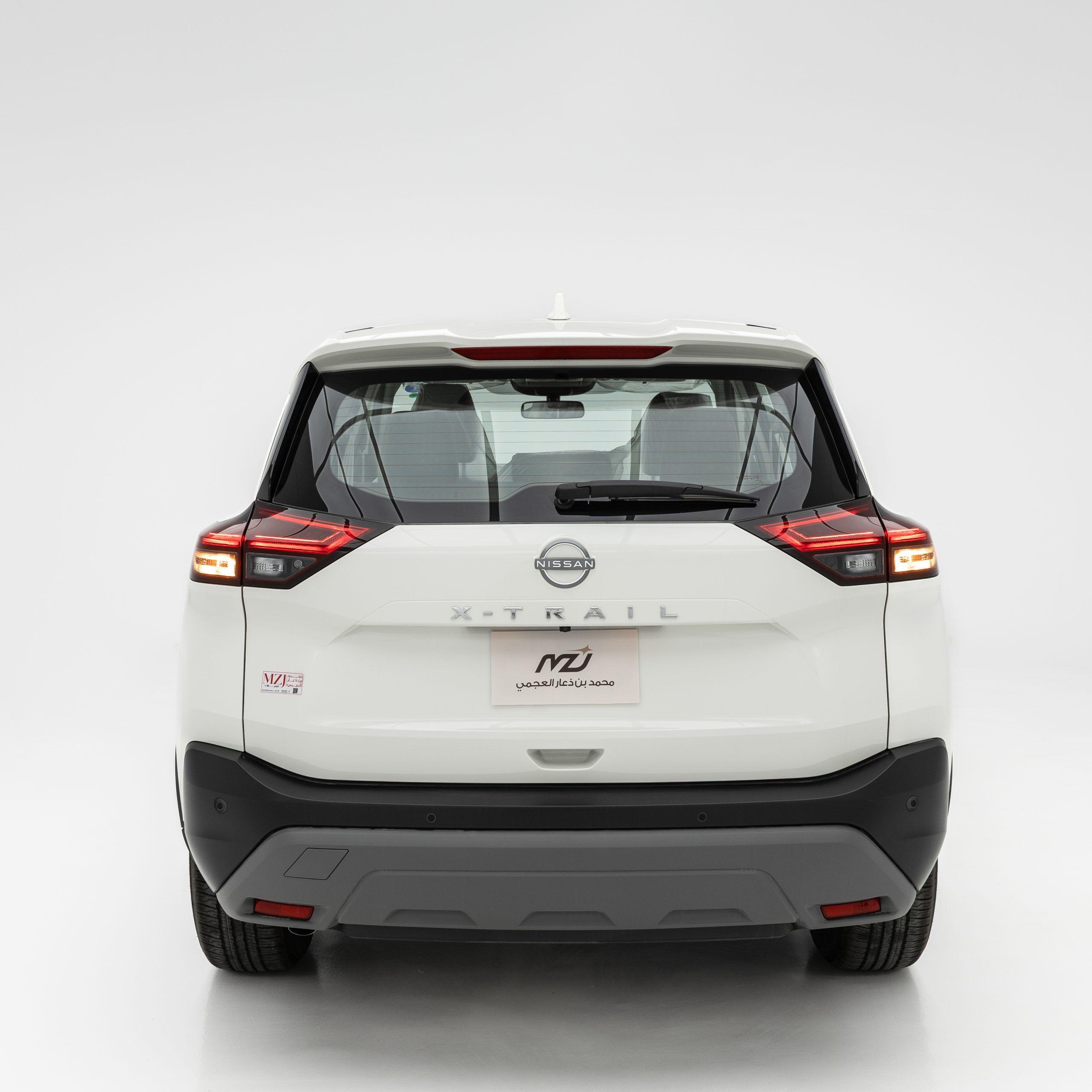 نيسان – اكس تريل بدون دبل , 7 راكب – 2500 سي سي-2025