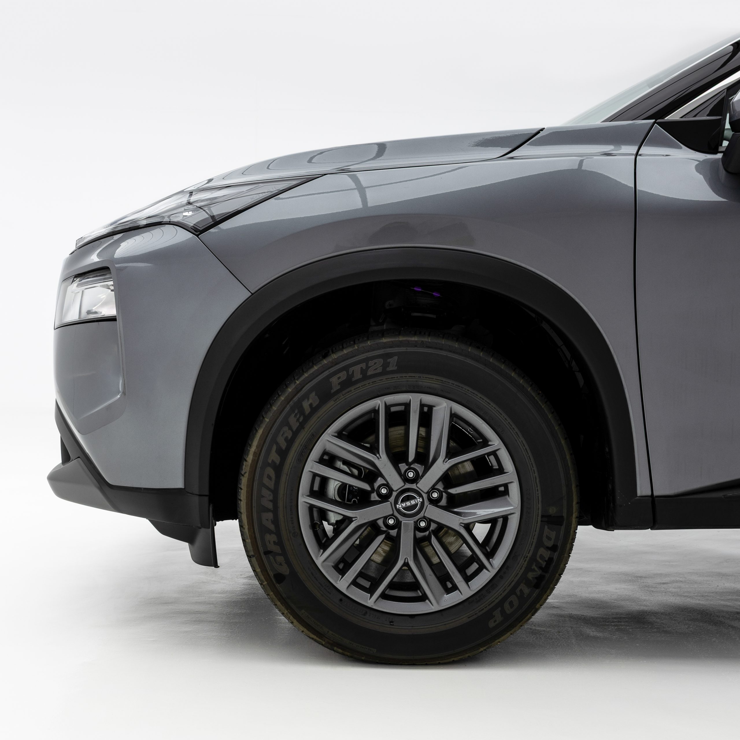 نيسان – اكس تريل بدون دبل , 7 راكب – 2500 سي سي-2025