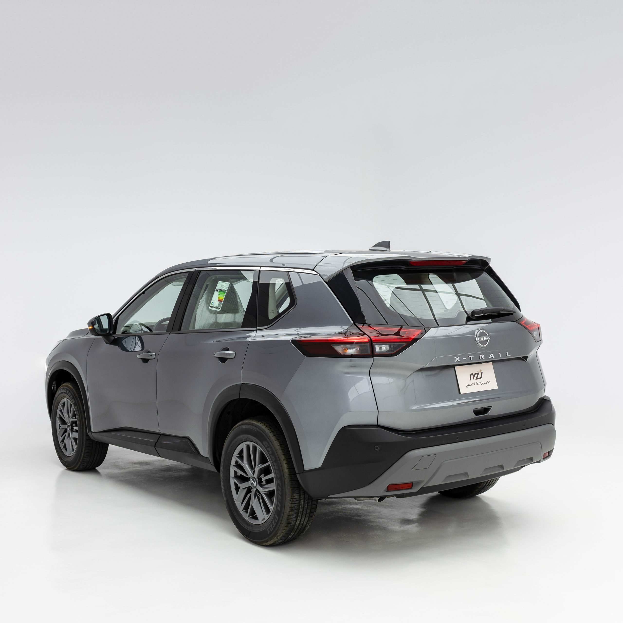 نيسان – اكس تريل بدون دبل , 7 راكب – 2500 سي سي-2025