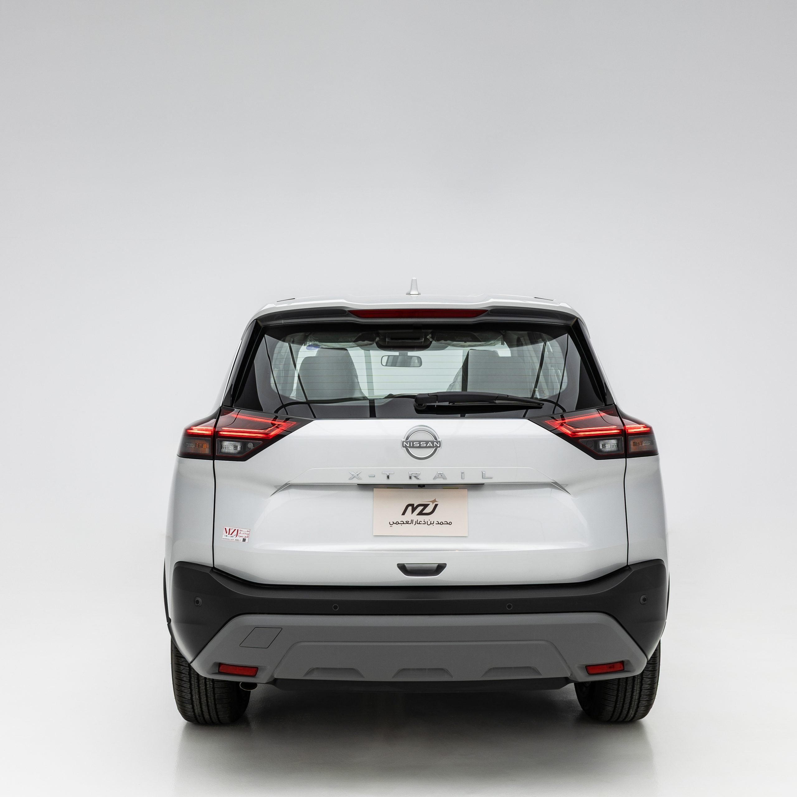 نيسان – اكس تريل بدون دبل , 7 راكب – 2500 سي سي-2025