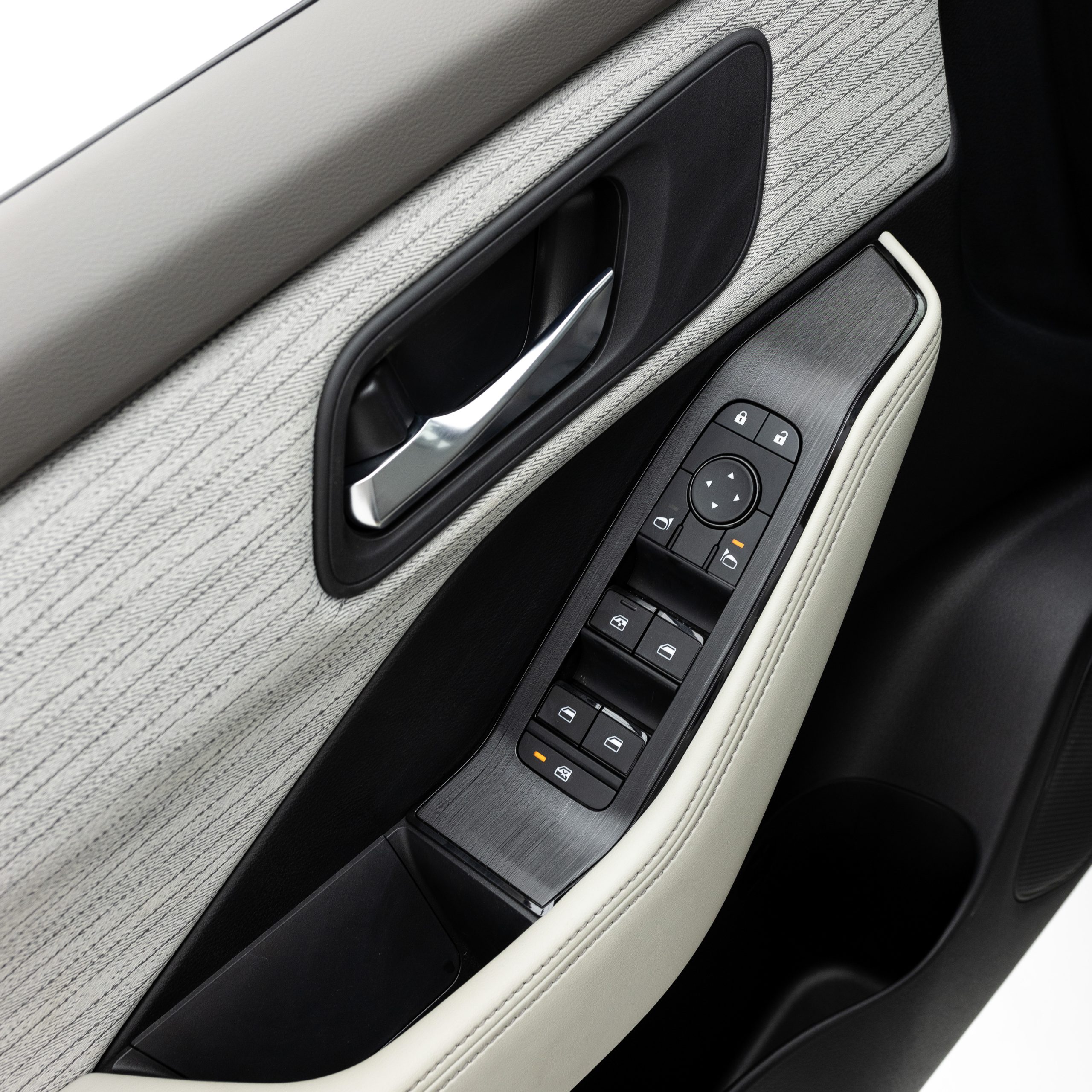 نيسان – اكس تريل دبل , 5 راكب – 2500 سي سي-2025