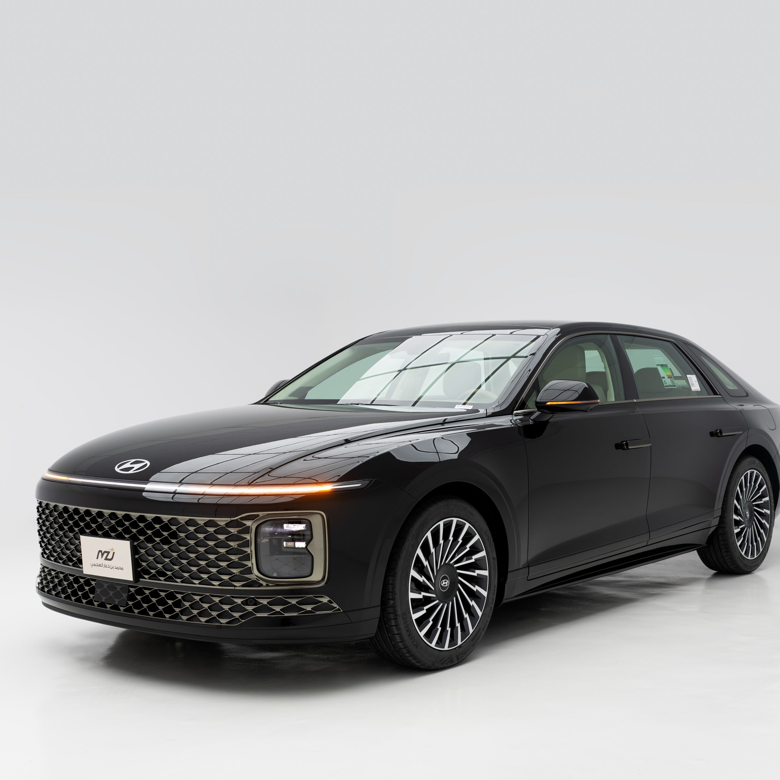 هيونداي – ازيرا كاليجرافي – 3500 سي سي – Calligraphy