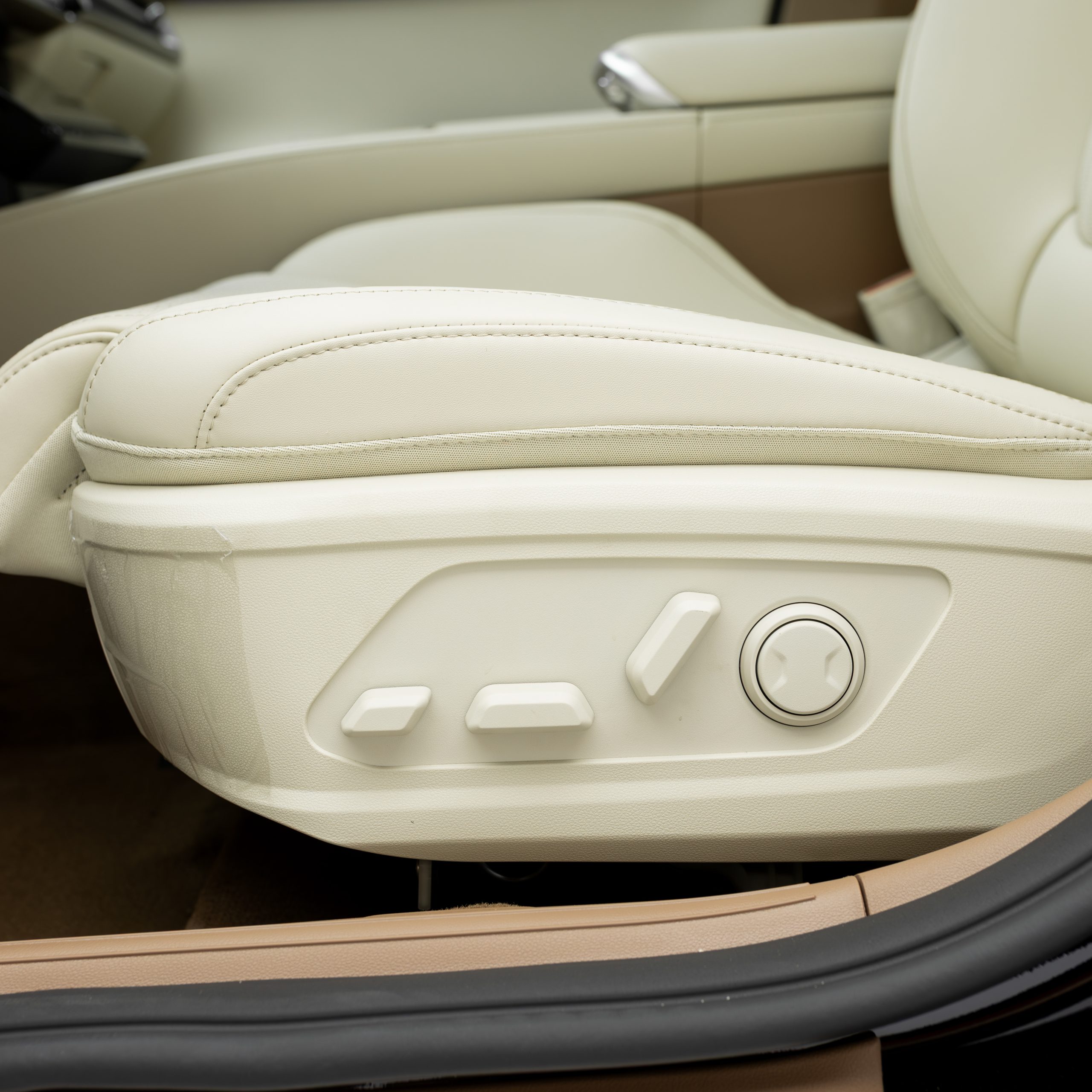 هيونداي – ازيرا كاليجرافي – 3500 سي سي – Calligraphy