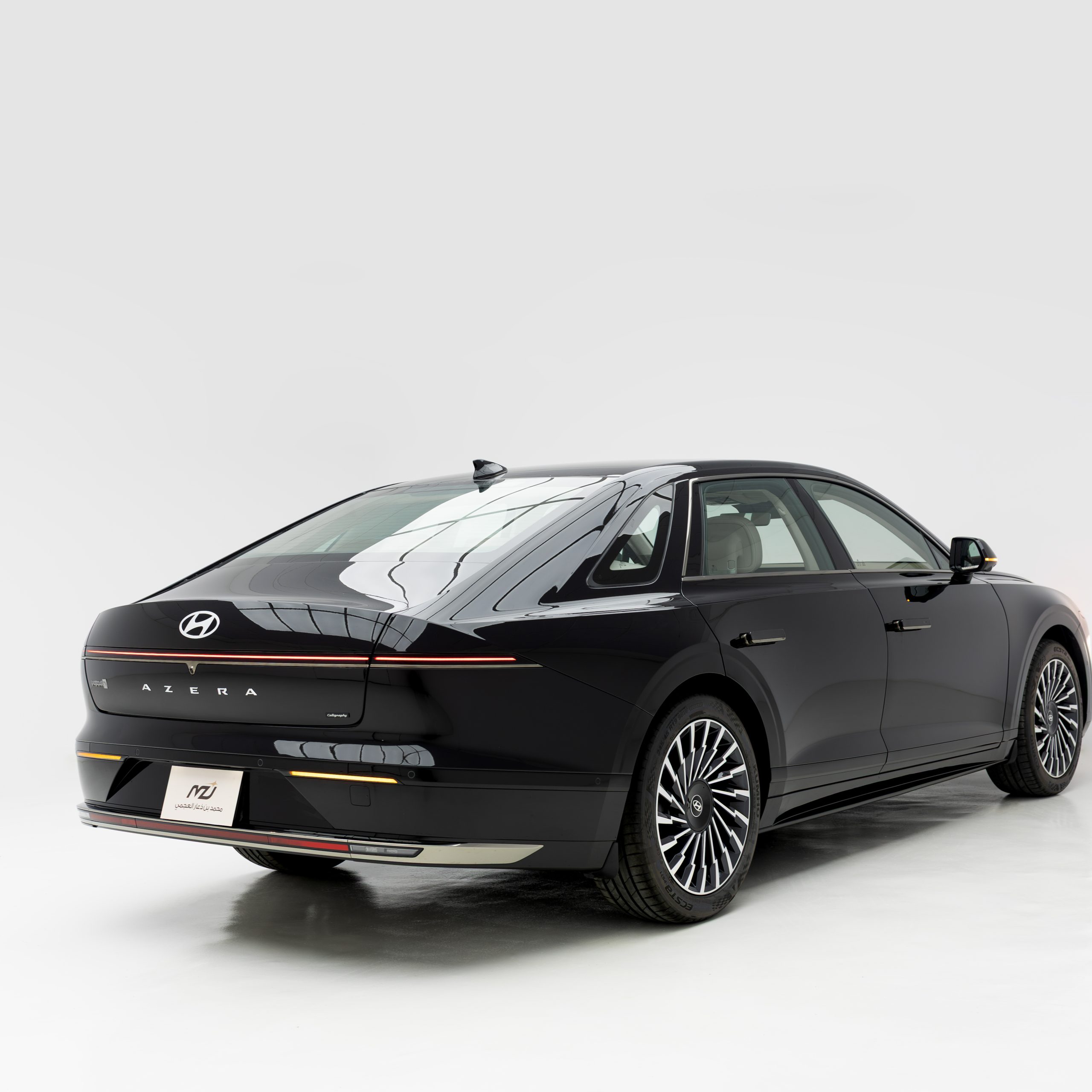 هيونداي – ازيرا كاليجرافي – 3500 سي سي – Calligraphy