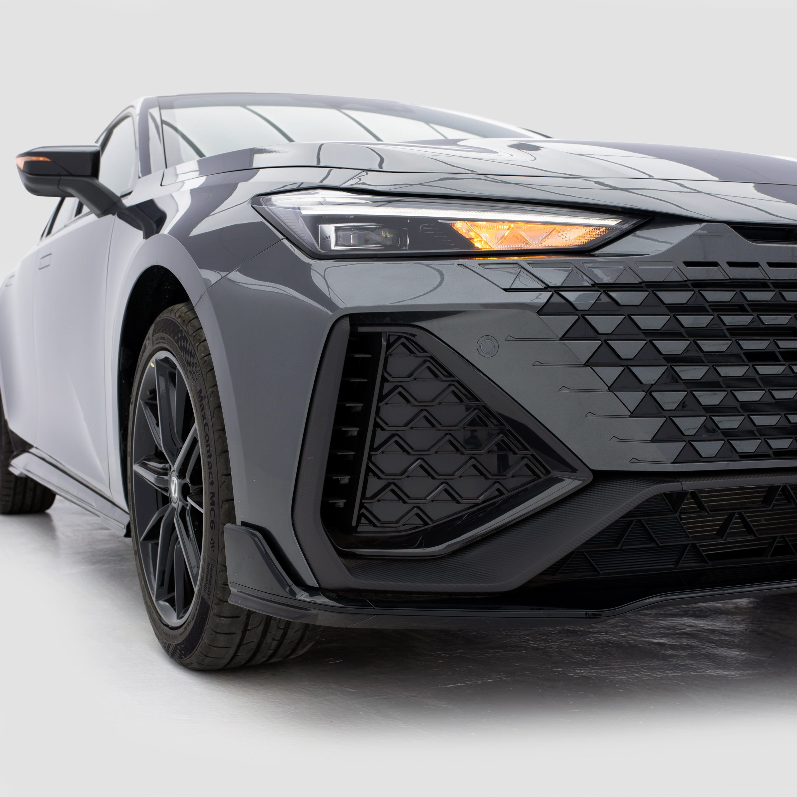 شانجان – يوني في UNI-V – sport –  سبورت – ماكينة 2000 سي سي تربو