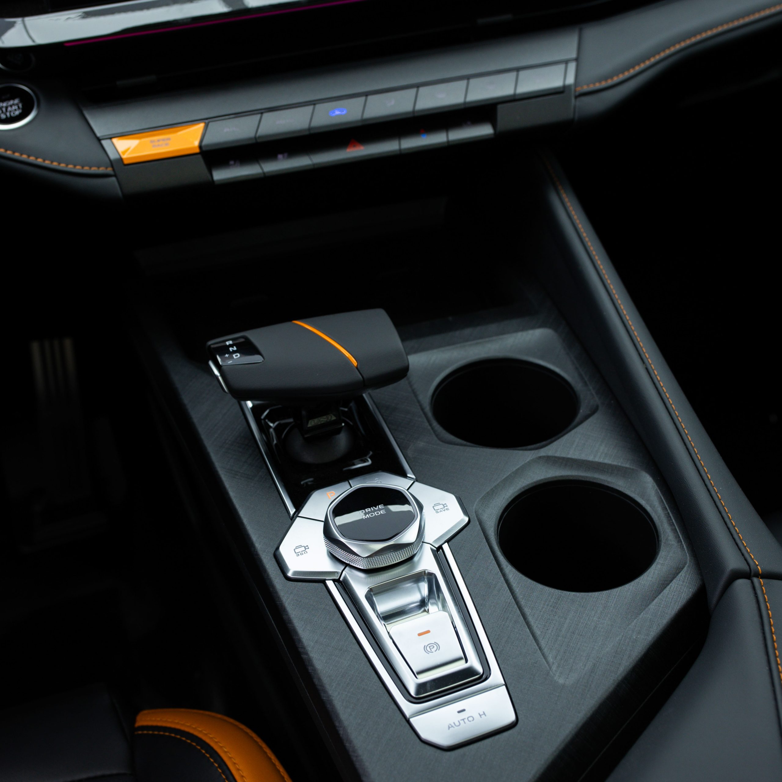 شانجان – يوني في UNI-V – sport –  سبورت – ماكينة 2000 سي سي تربو