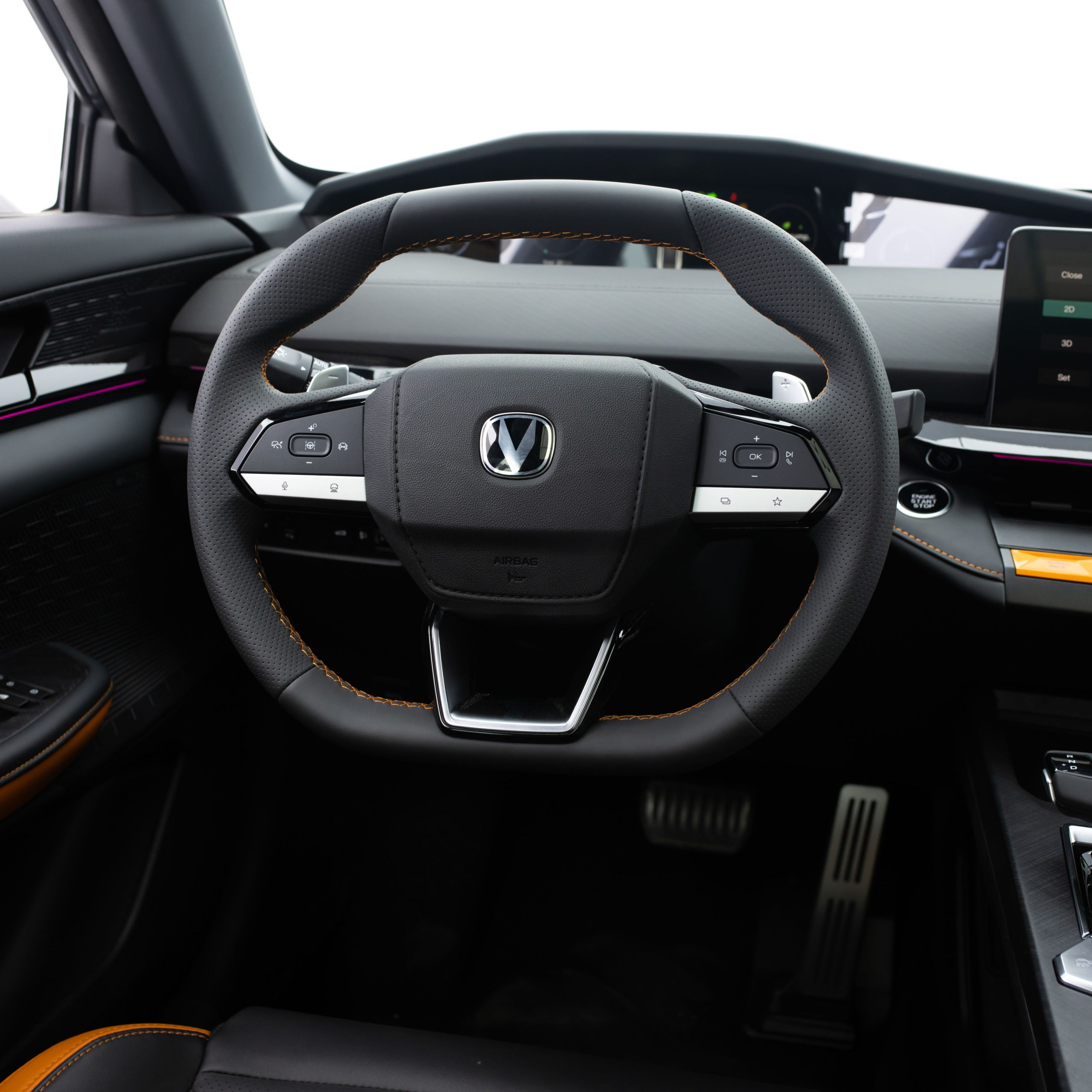 شانجان – يوني في UNI-V – sport –  سبورت – ماكينة 2000 سي سي تربو