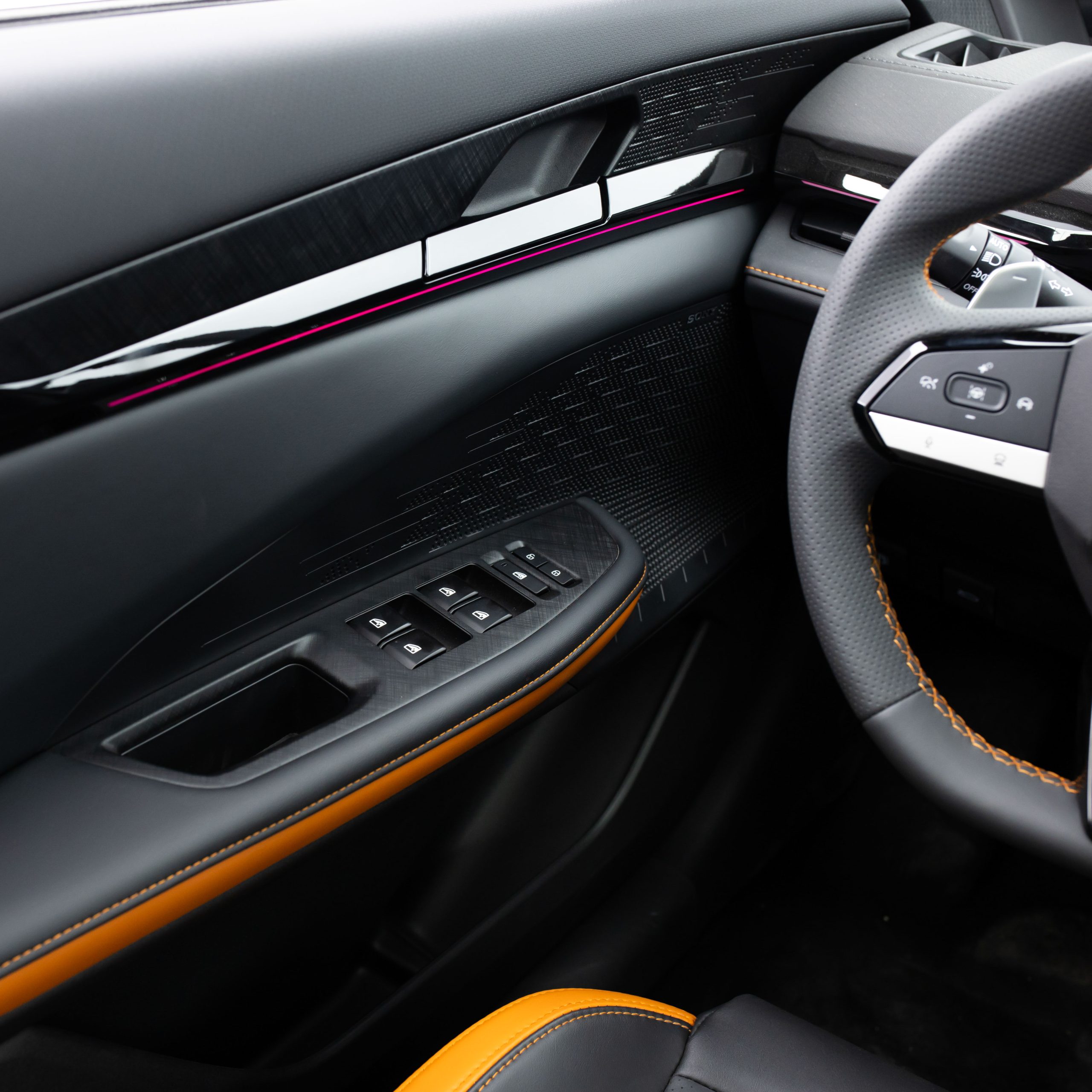 شانجان – يوني في UNI-V – sport –  سبورت – ماكينة 2000 سي سي تربو