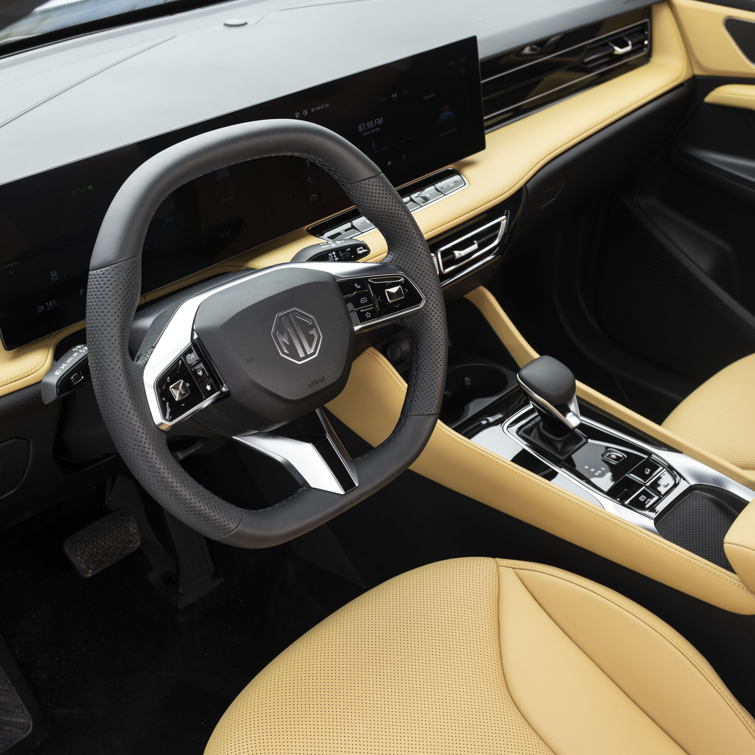 ام جي – اتش اس MG HS 1.5T DEL