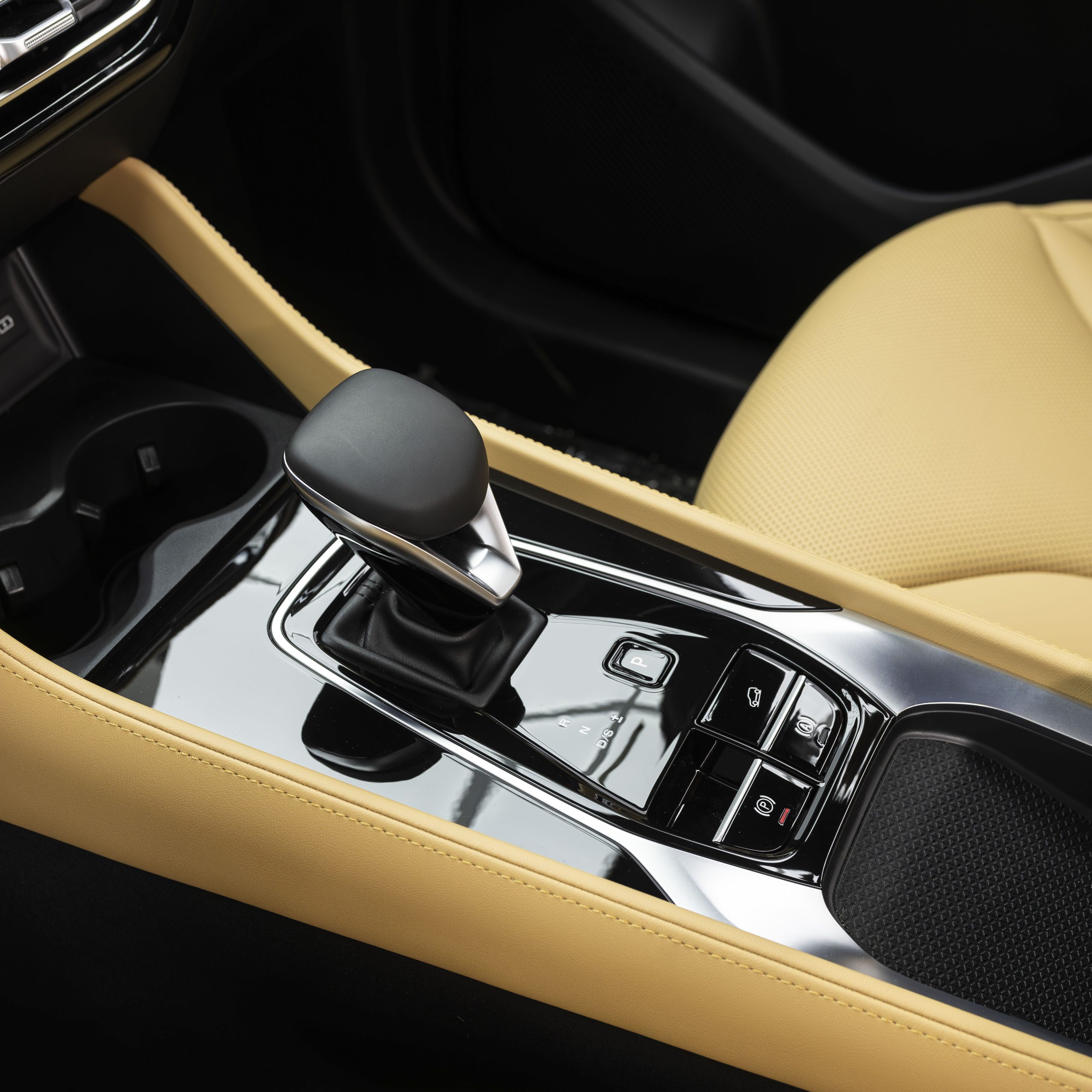 ام جي – اتش اس MG HS 1.5T DEL