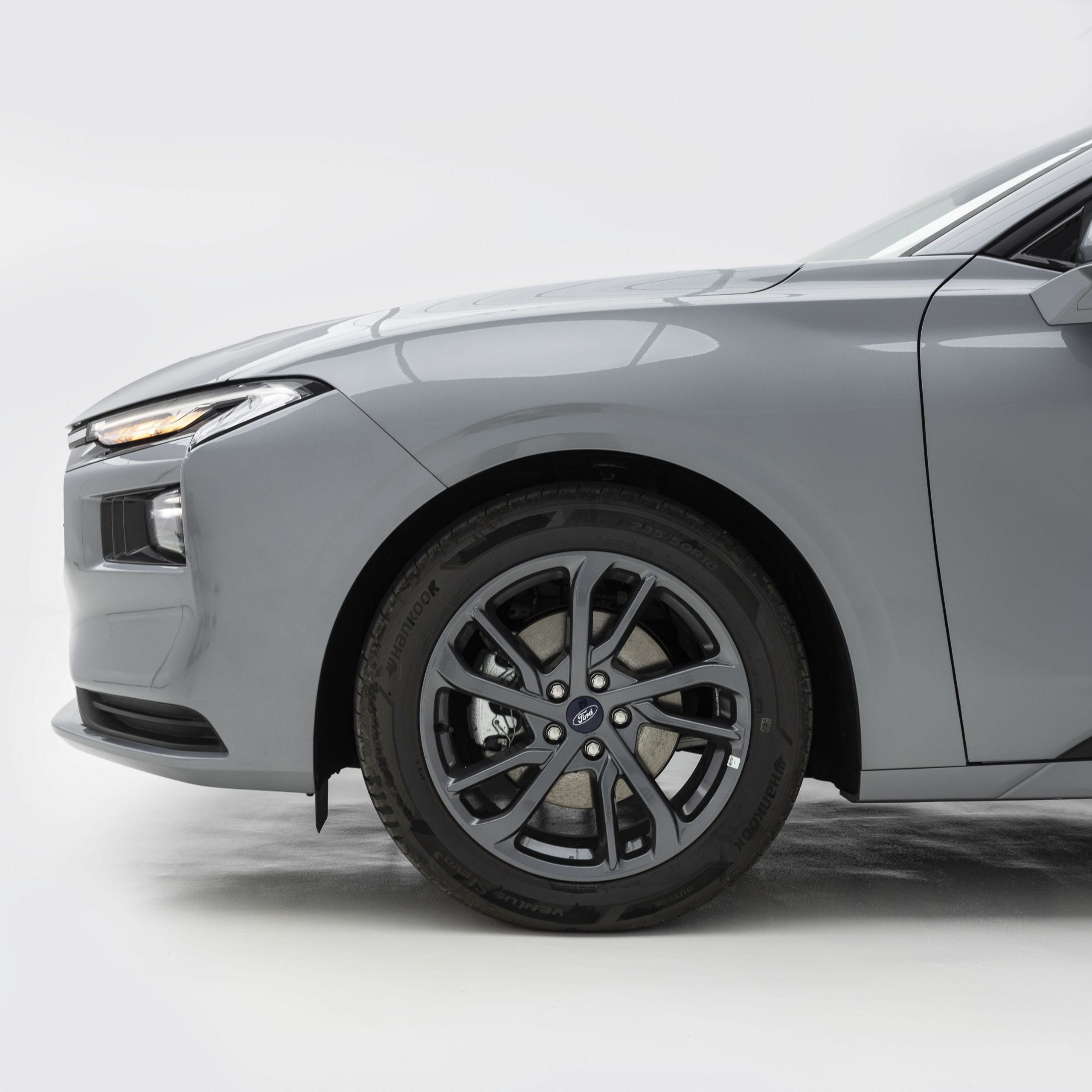 فورد – تورس امبيانتي – 2000 سي سي-2025