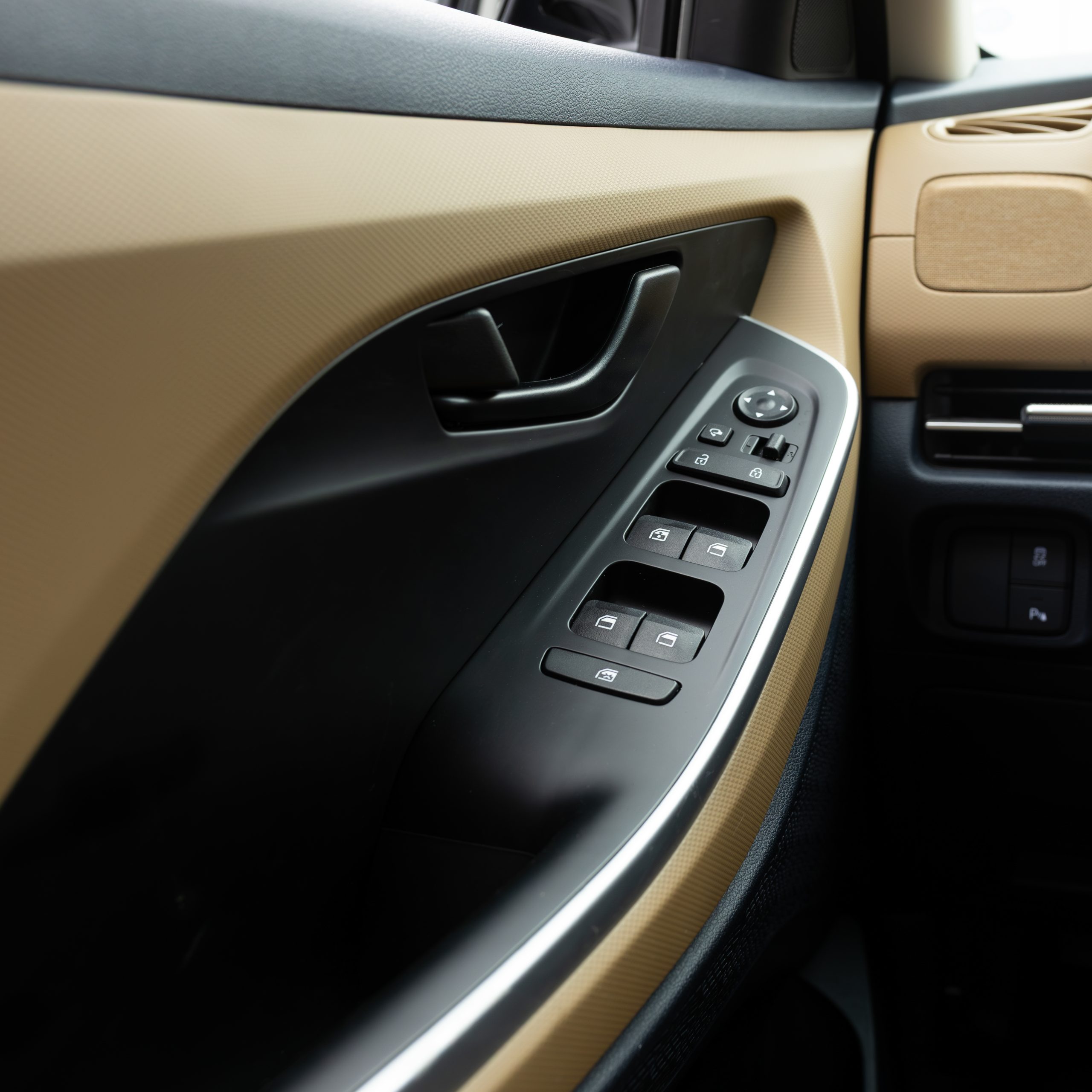 هيونداي – جراند كريتا سمارت – 2000 سي سي – GL