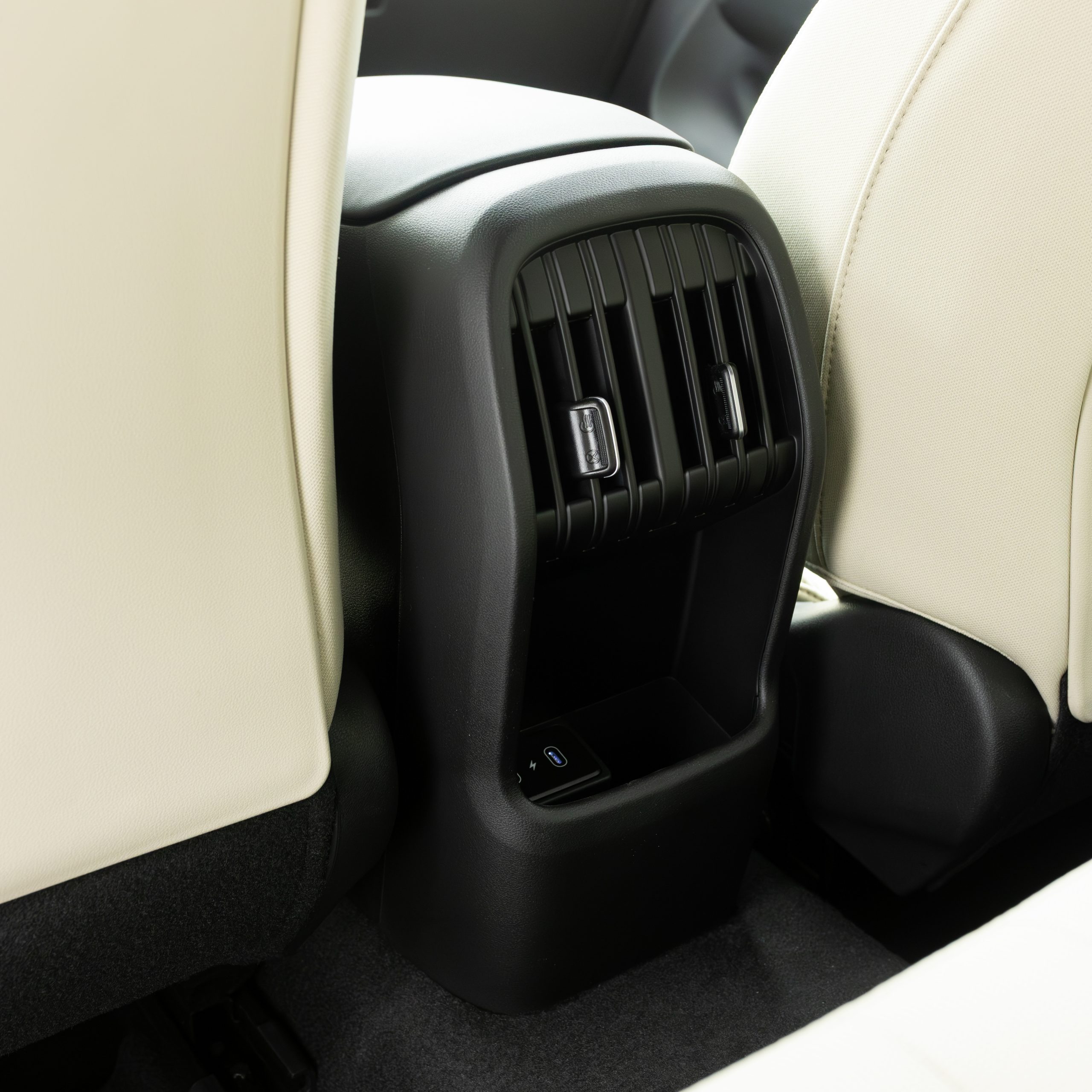 هيونداي – كونا فليت – 2000 سي سي –  L